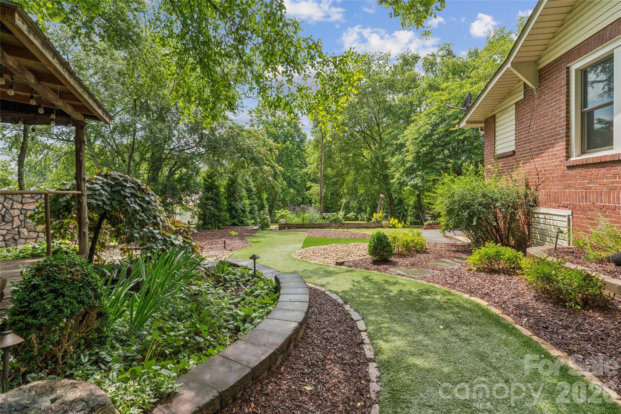 400 Alpine Street Property Photo 38