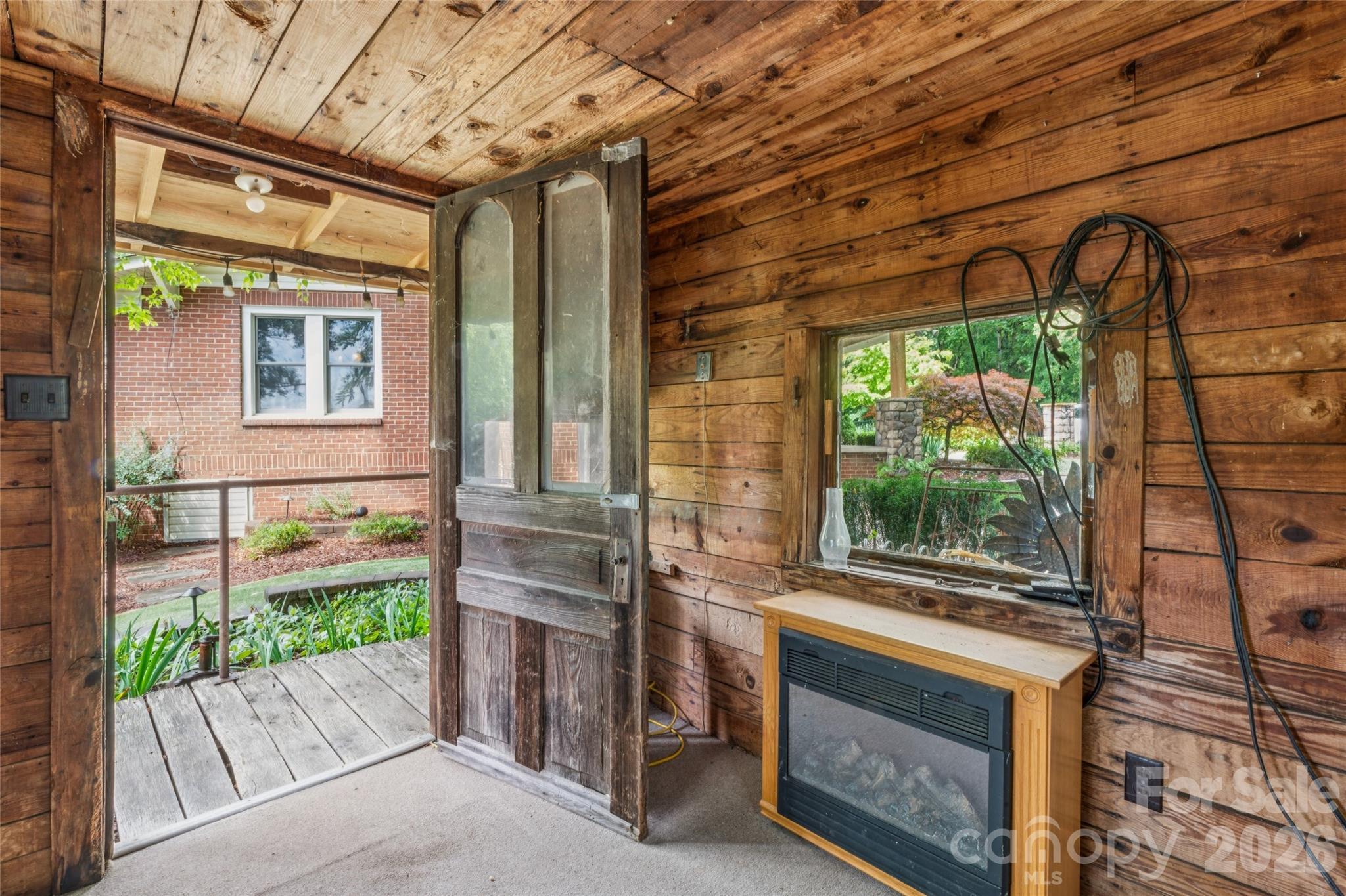 400 Alpine Street Property Photo 39