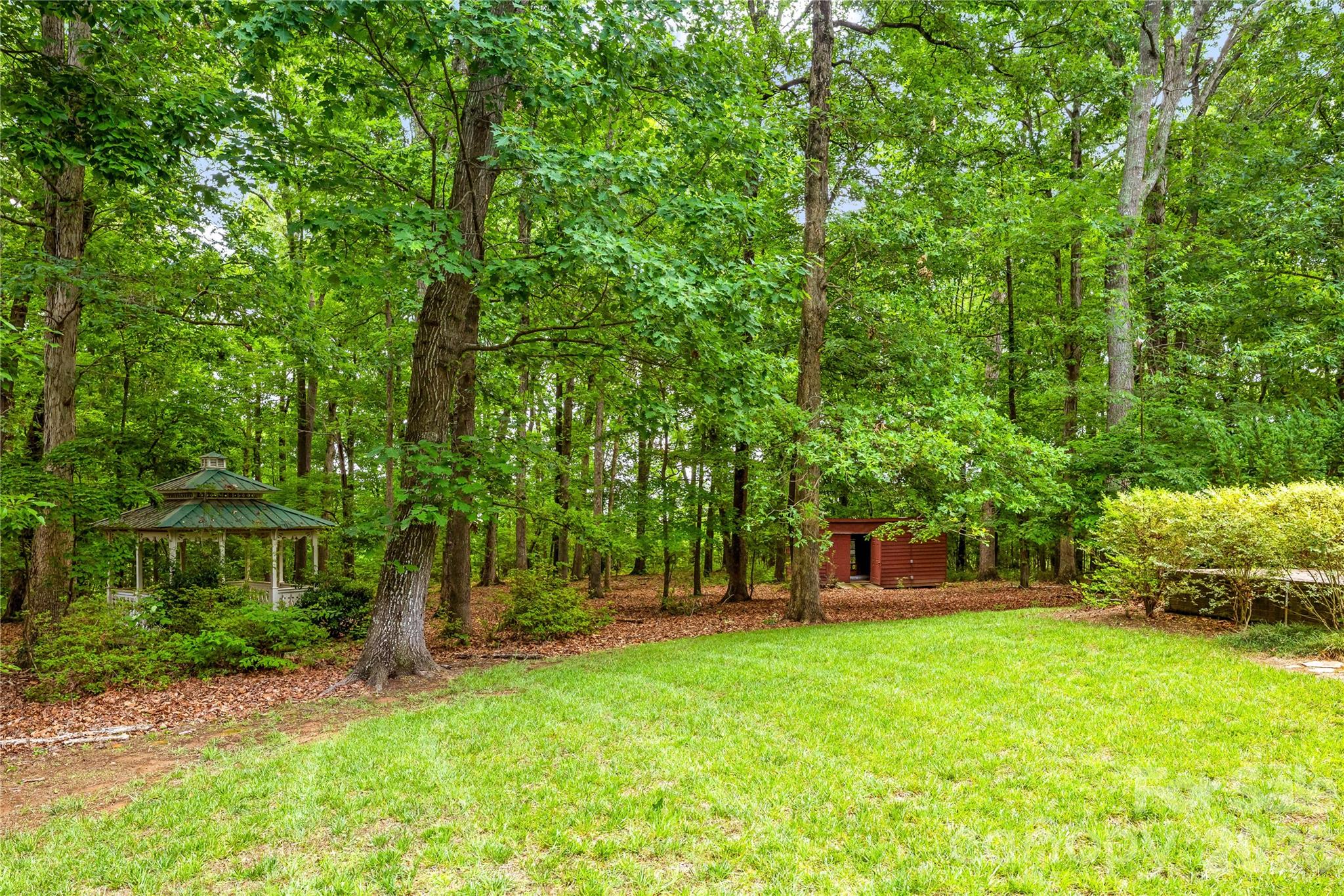 2038 Skyway Drive Property Photo 32