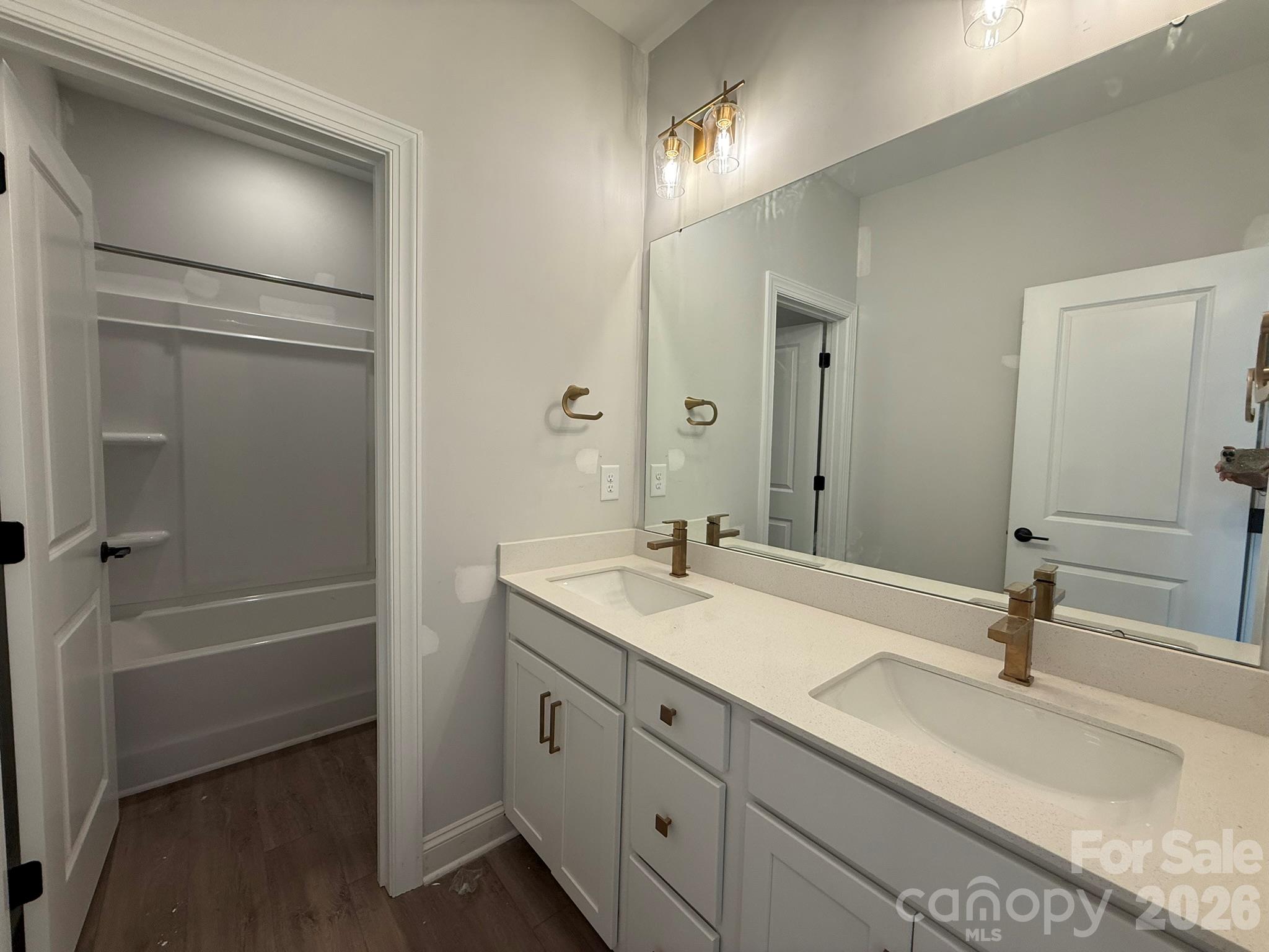 4487 Blue Mound Court Property Photo 18