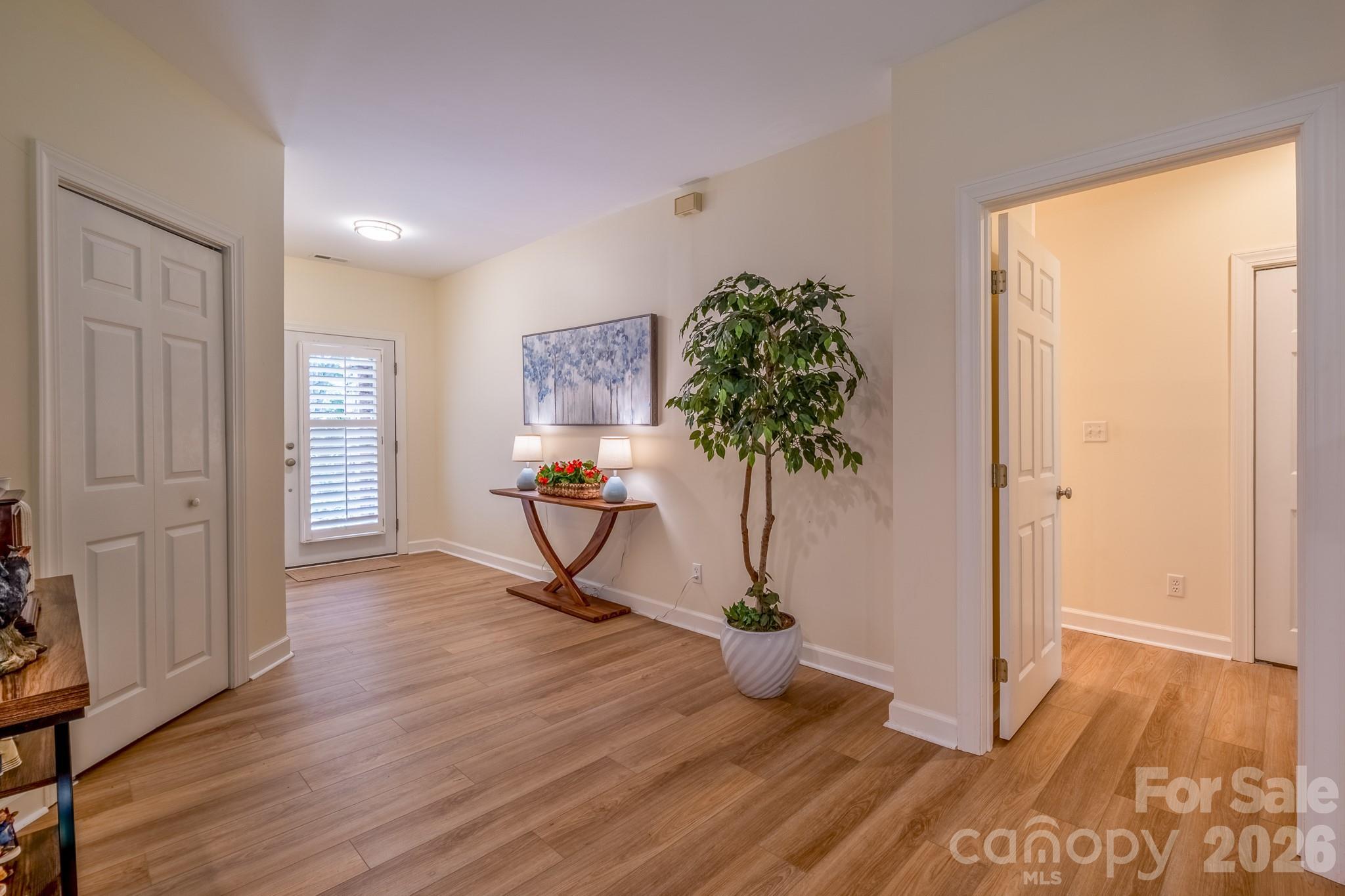 99 Ridgetop Circle 202 Property Photo 15