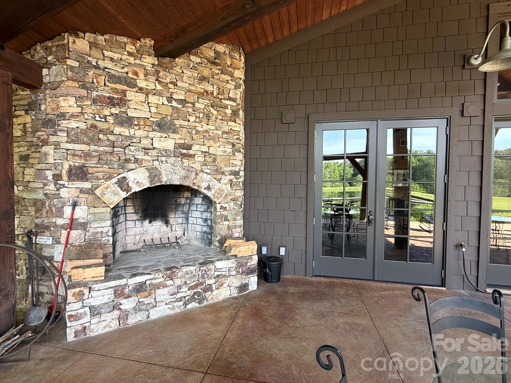 99 Ridgetop Circle 202 Property Photo 47