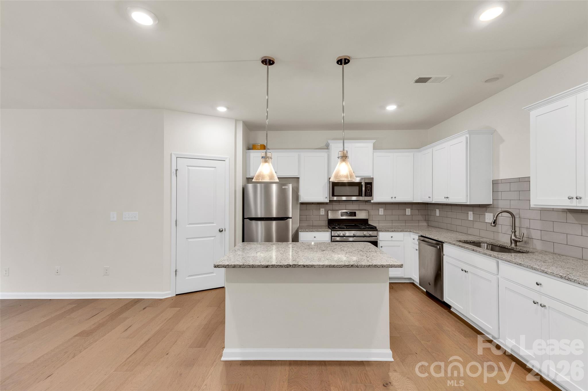 260 Abington Street Property Photo 4