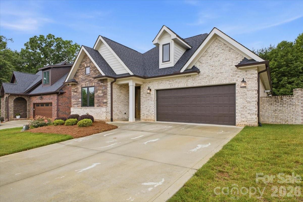 6095 Gold Springs Way Property Photo 3