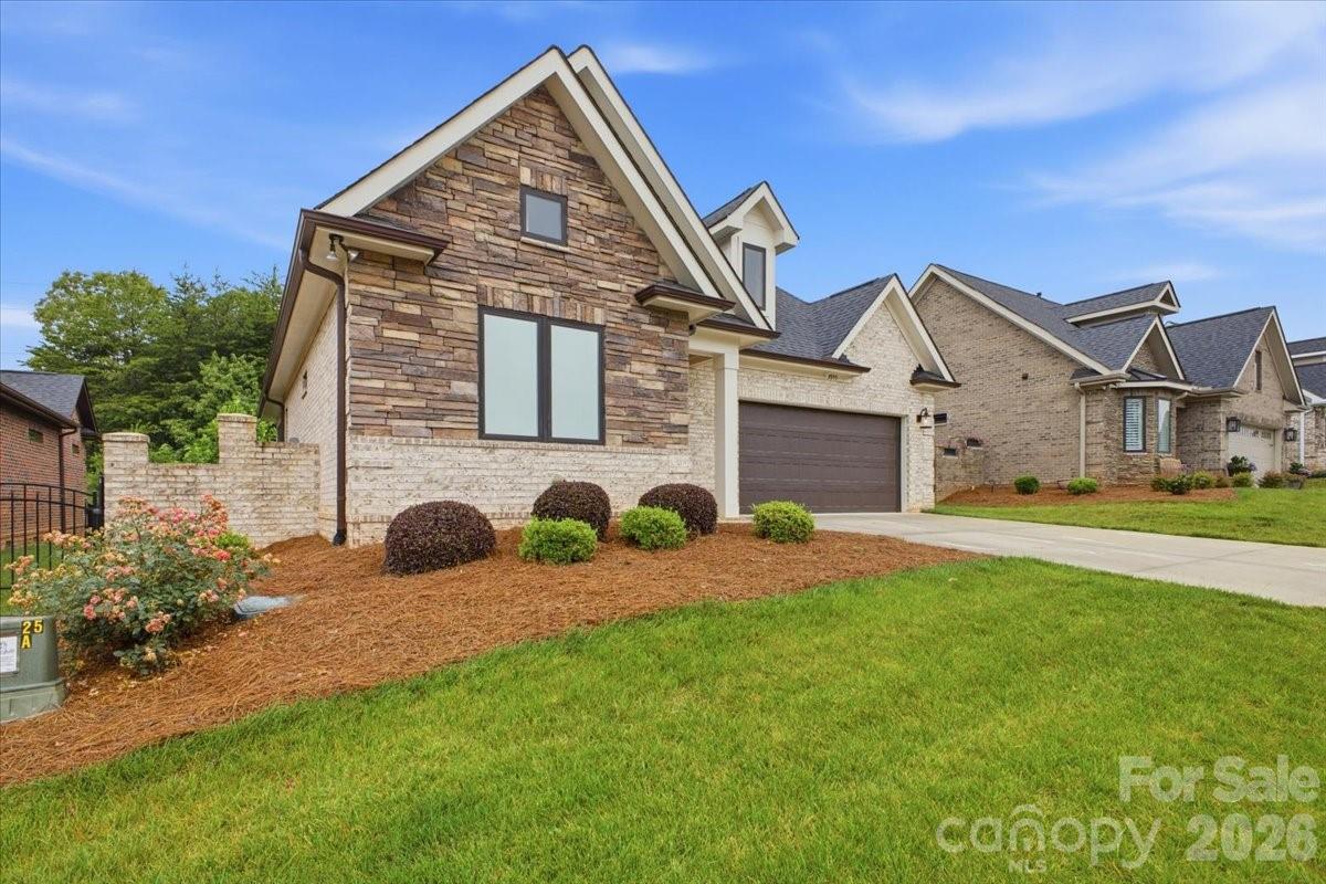 6095 Gold Springs Way Property Photo 4