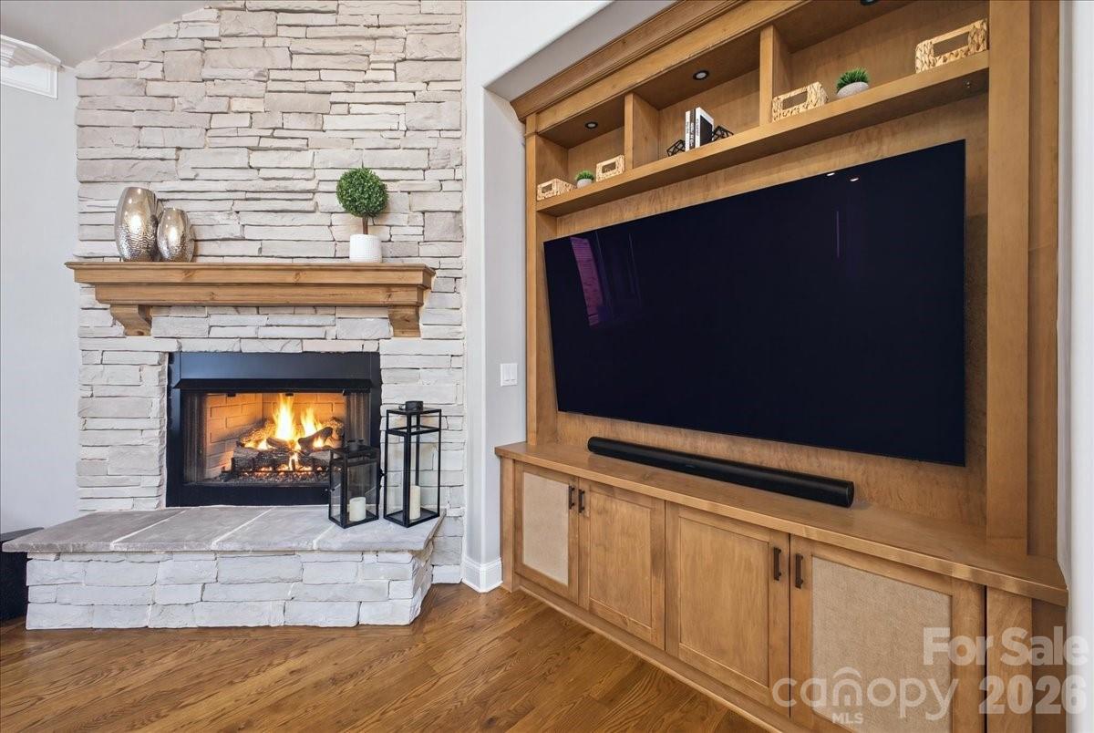 6095 Gold Springs Way Property Photo 13