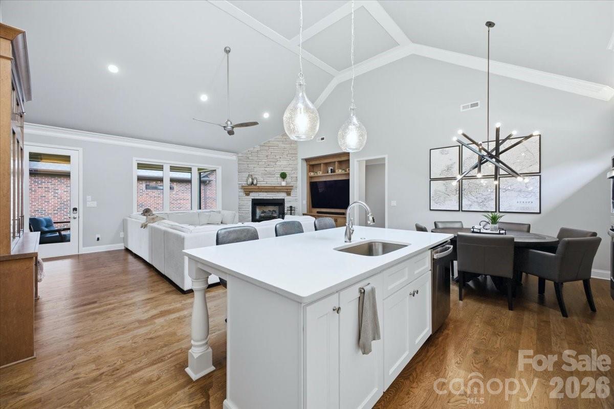6095 Gold Springs Way Property Photo 17
