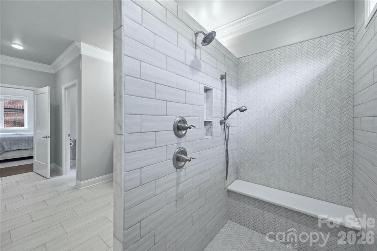 6095 Gold Springs Way Property Photo 28