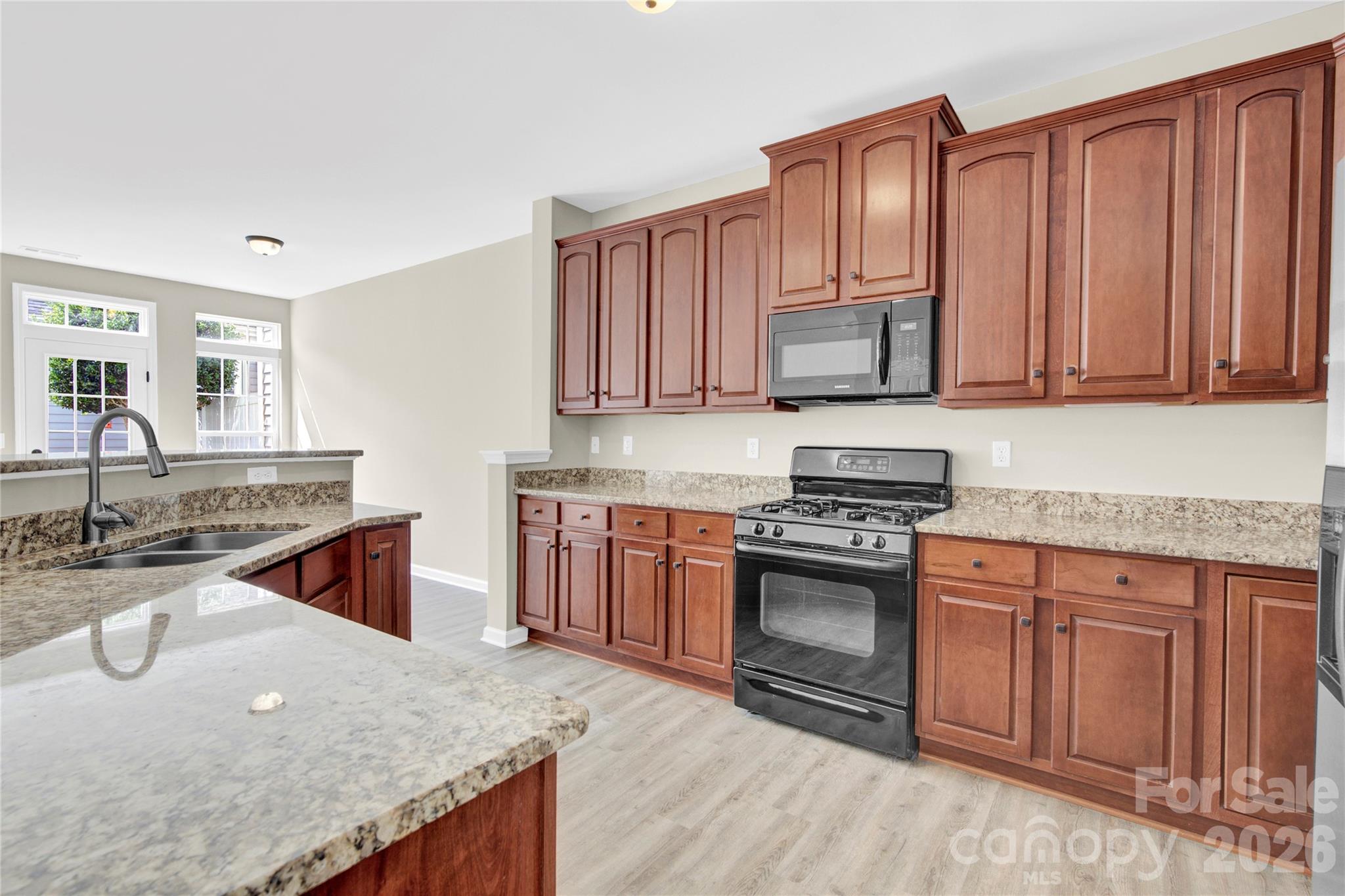 20528 Harbor View Drive Property Photo 18