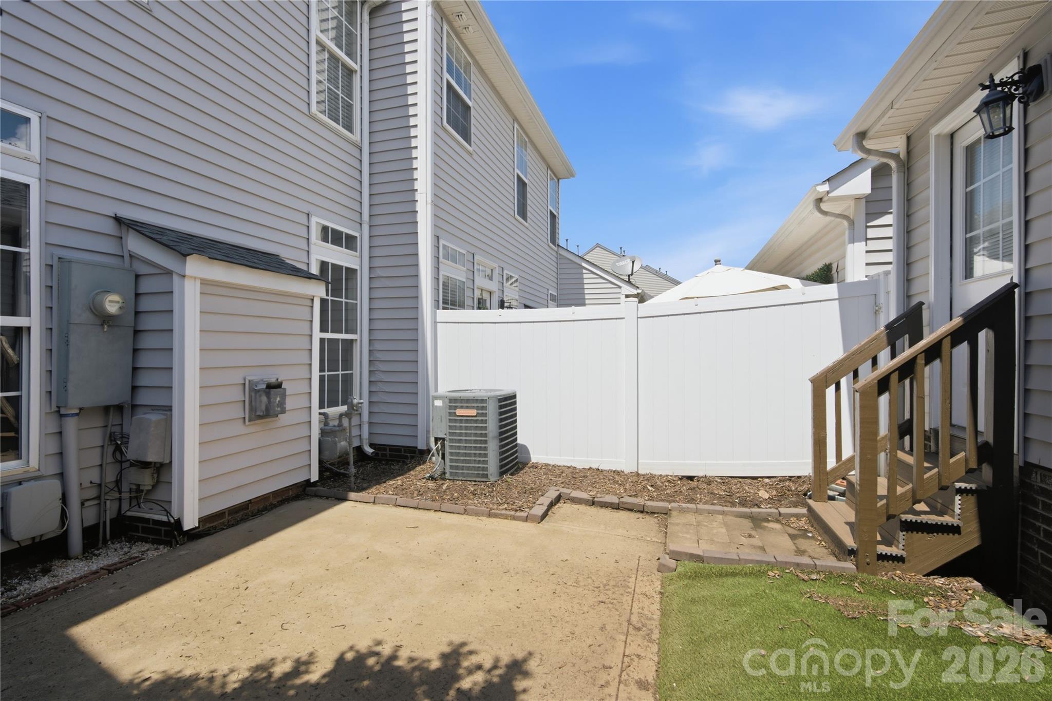20528 Harbor View Drive Property Photo 36