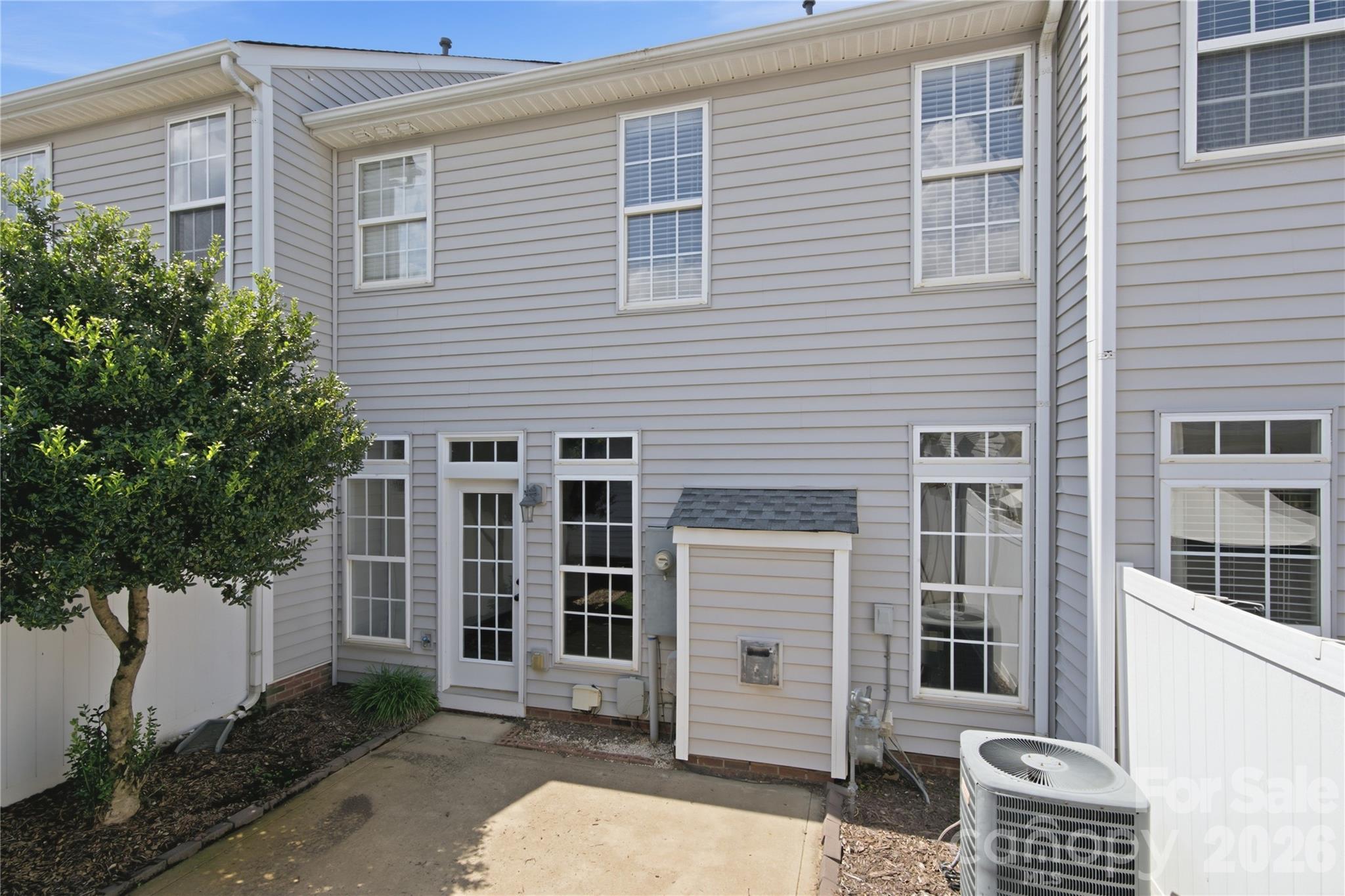 20528 Harbor View Drive Property Photo 38