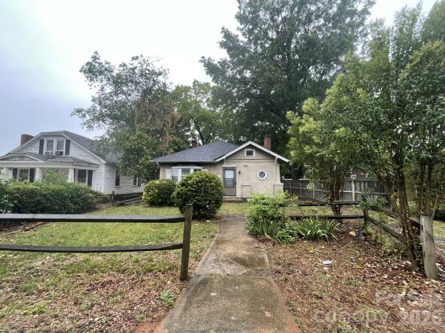 2616 Holton Avenue Property Photo 6