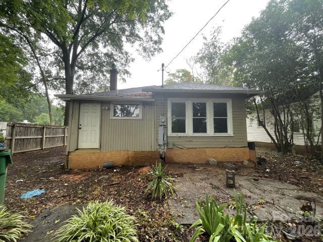 2616 Holton Avenue Property Photo 8