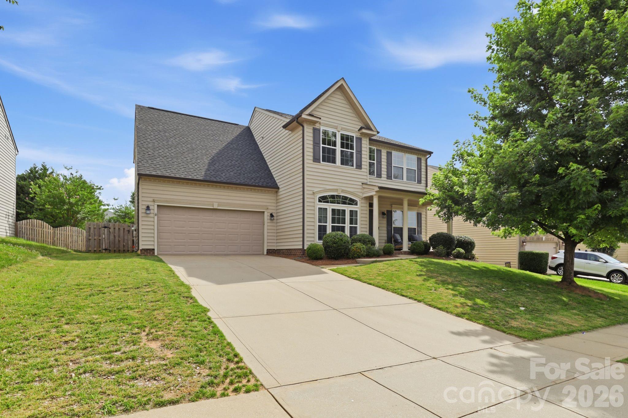 2075 Clover Hill Road Property Photo 1