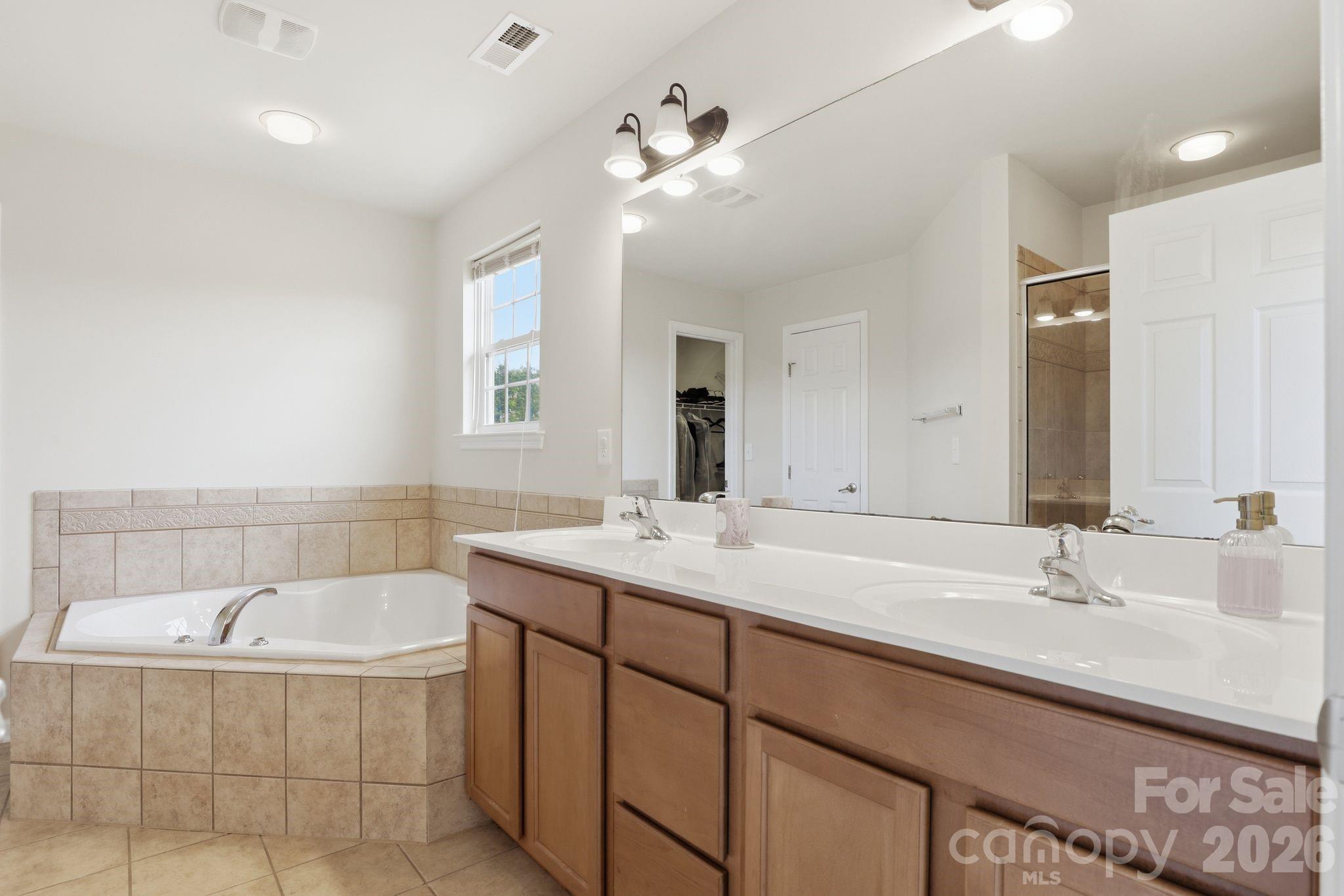 2075 Clover Hill Road Property Photo 19