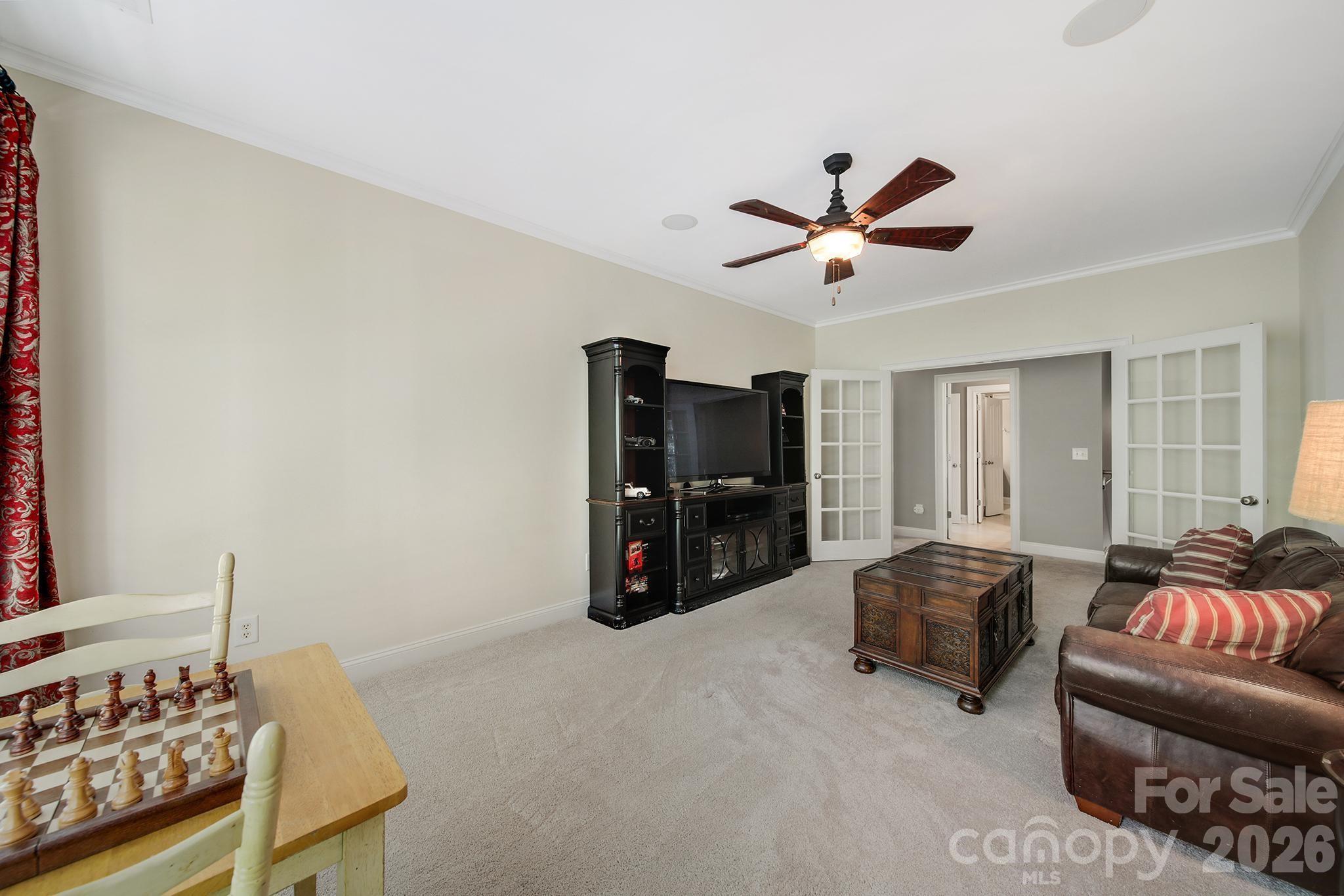 1075 Gardenia Street Property Photo 37