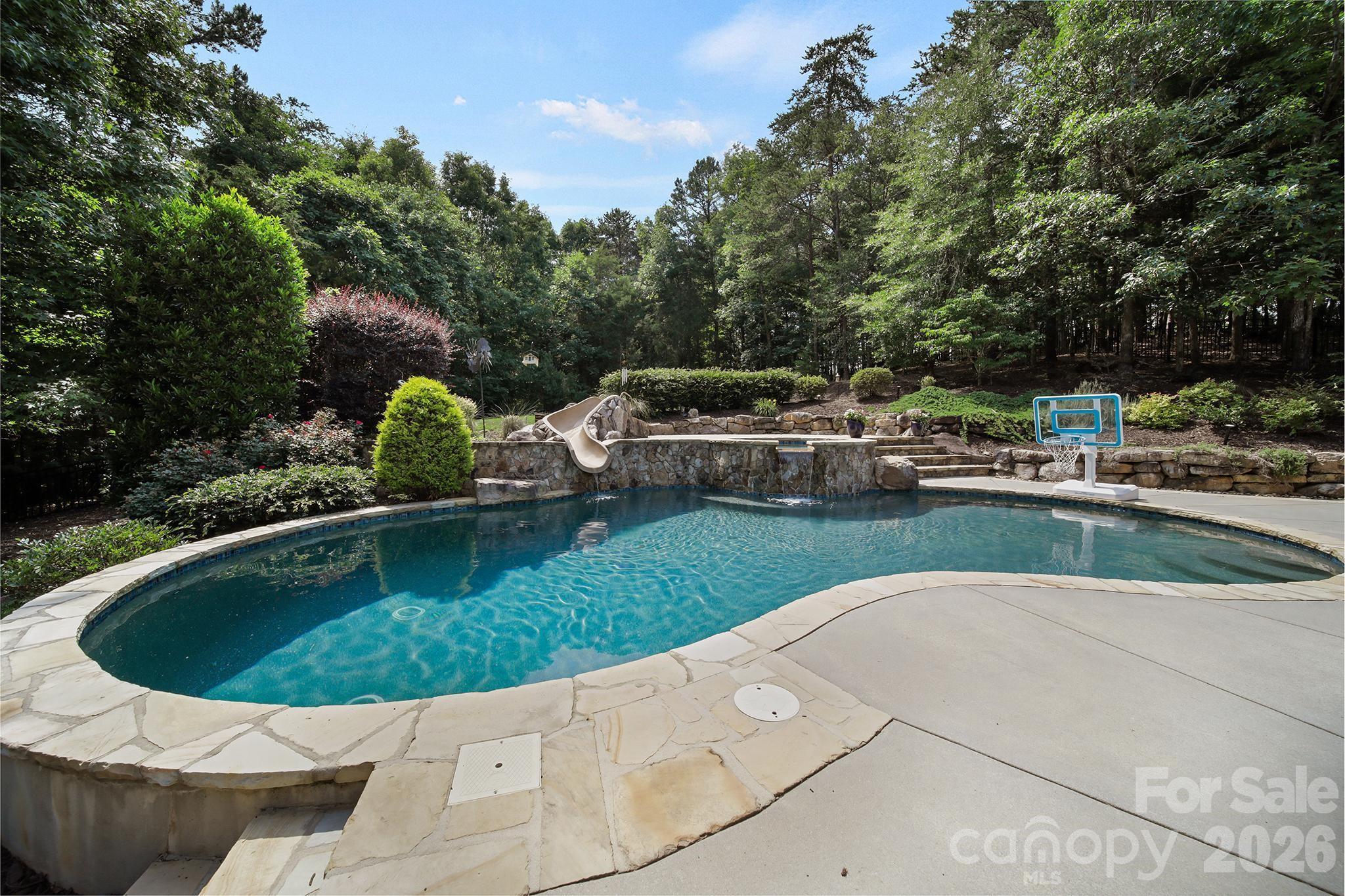 1075 Gardenia Street Property Photo 43