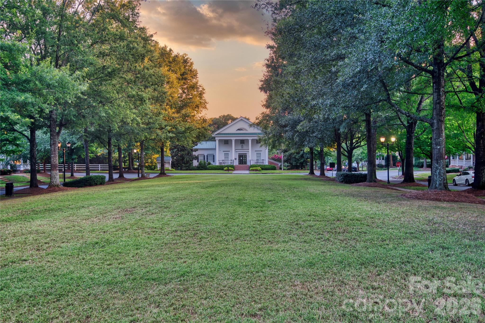 1075 Gardenia Street Property Photo 48