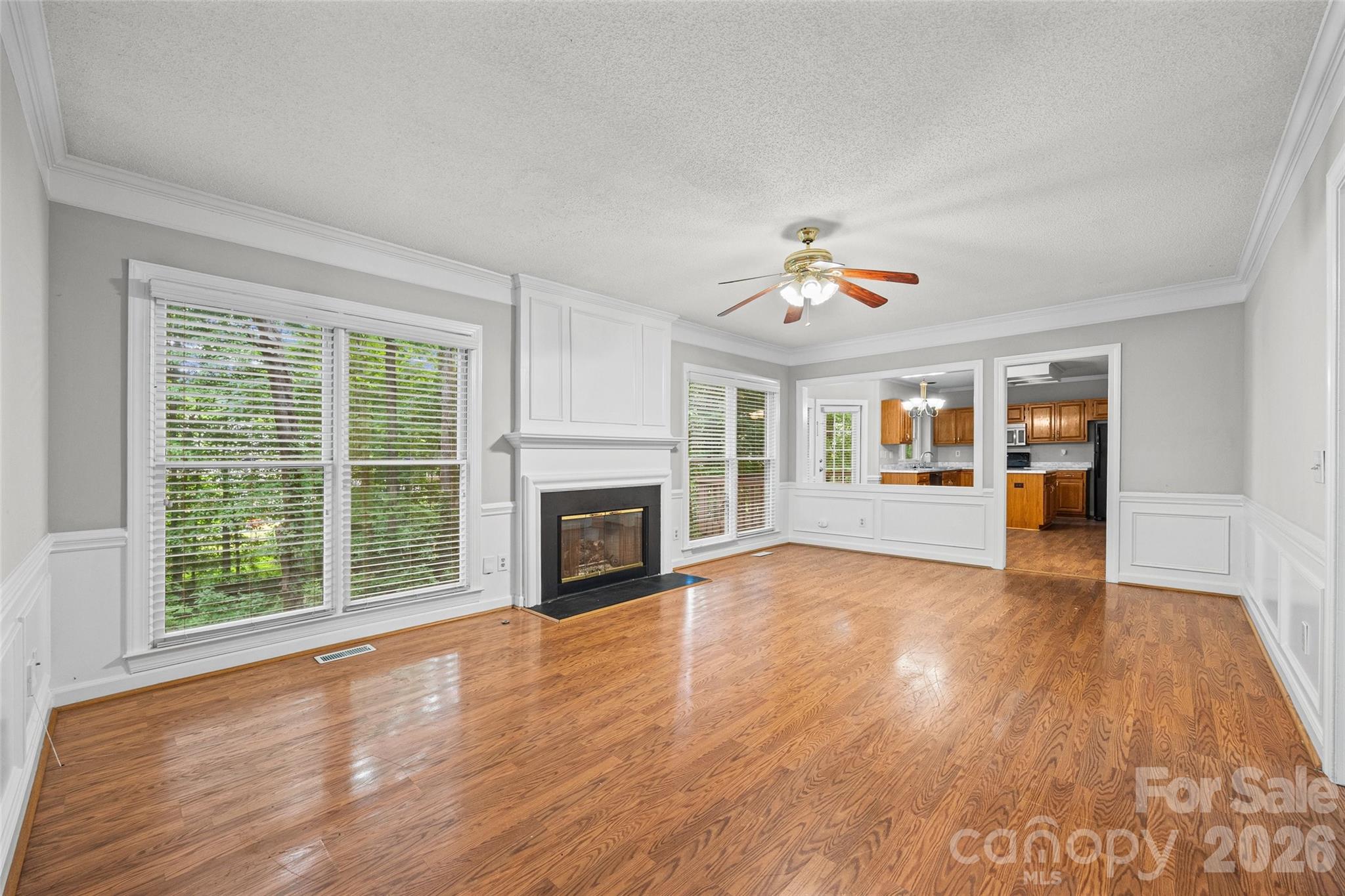 4926 Benthaven Lane Property Photo 8