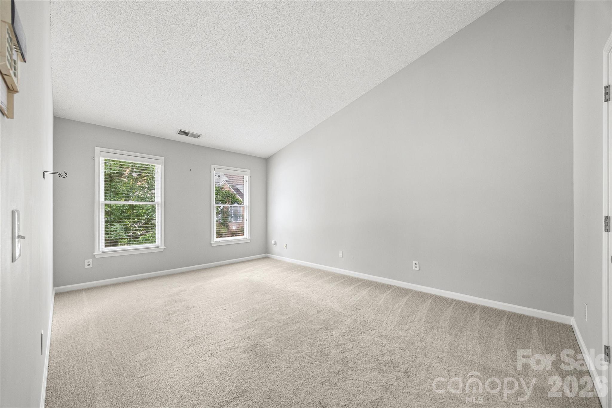 4926 Benthaven Lane Property Photo 18