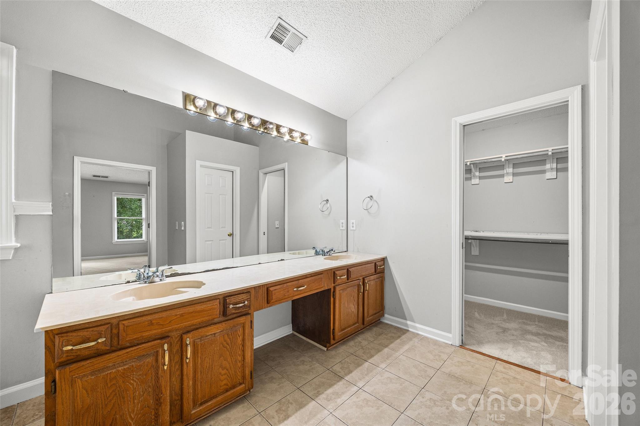 4926 Benthaven Lane Property Photo 21