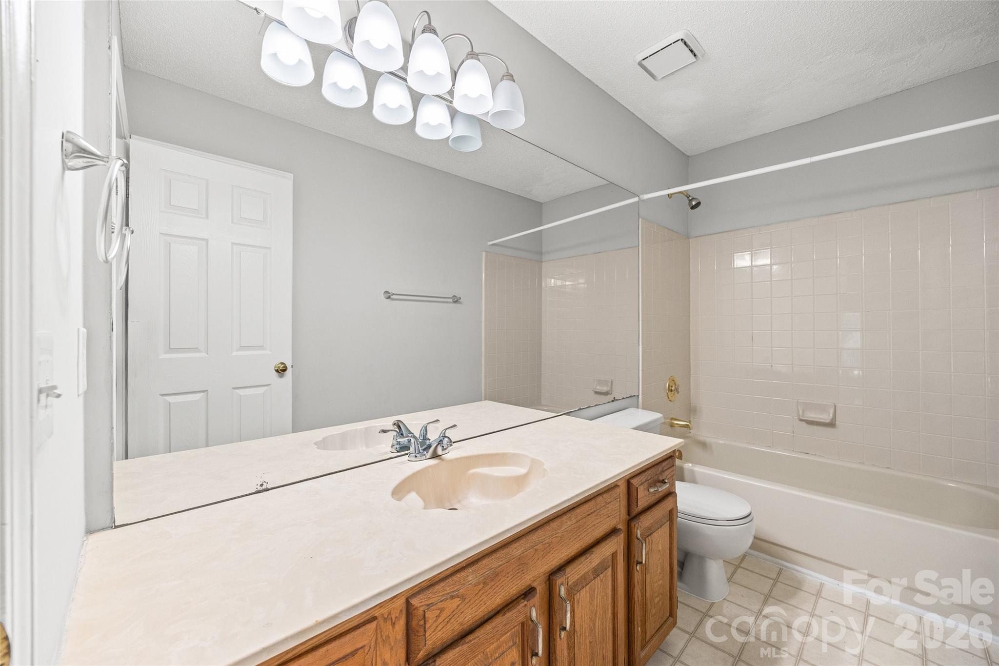 4926 Benthaven Lane Property Photo 25
