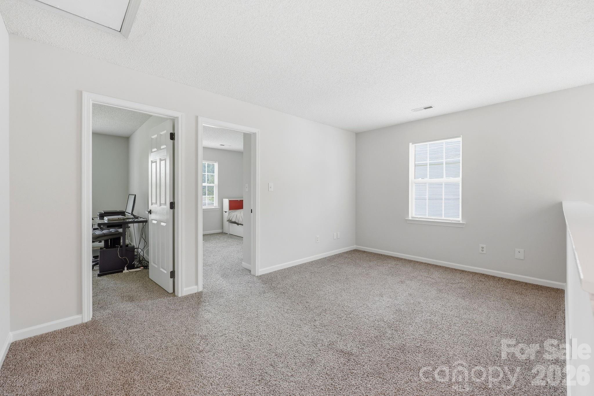 6912 Alanbrook Road Property Photo 11