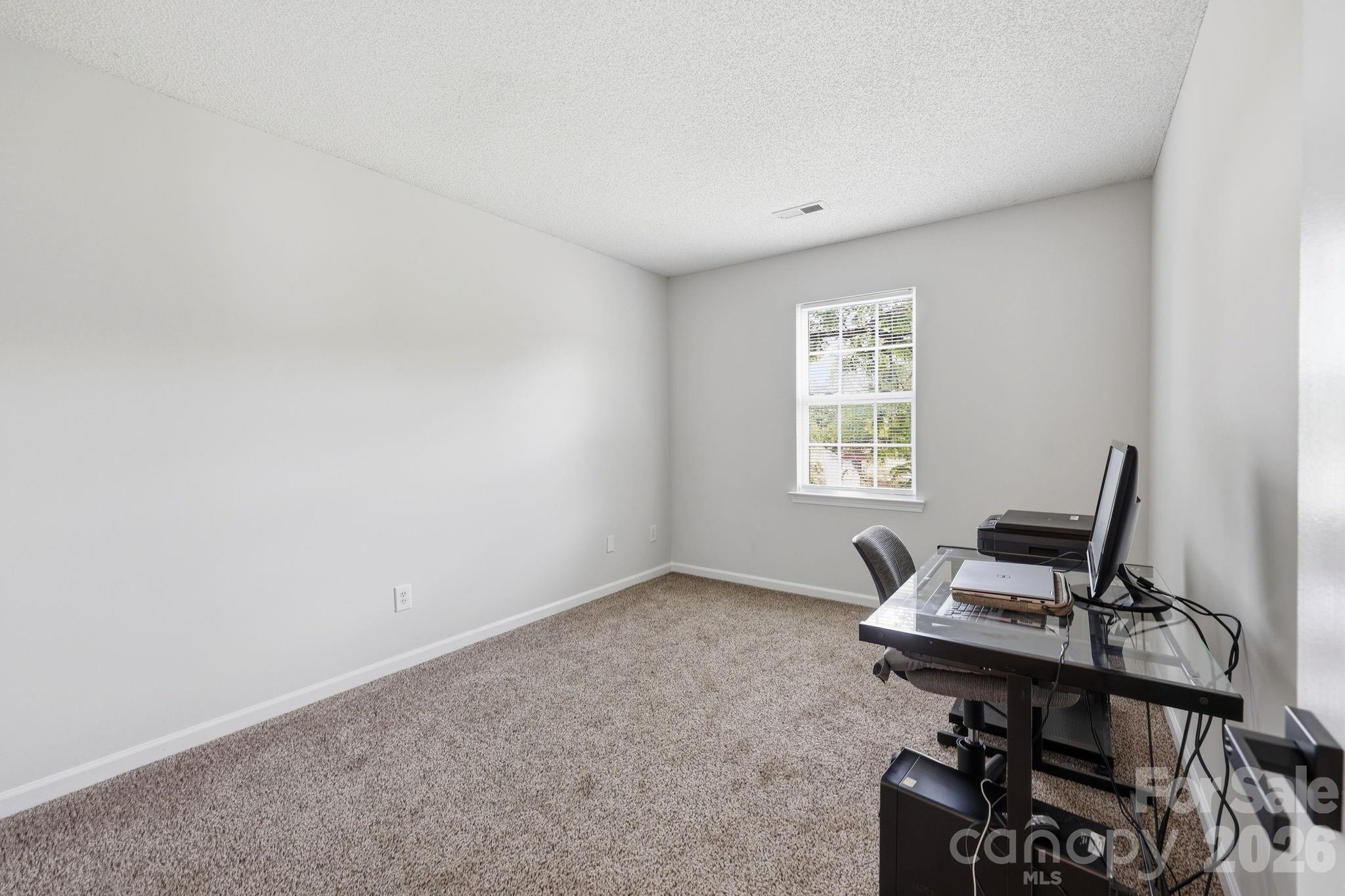 6912 Alanbrook Road Property Photo 13