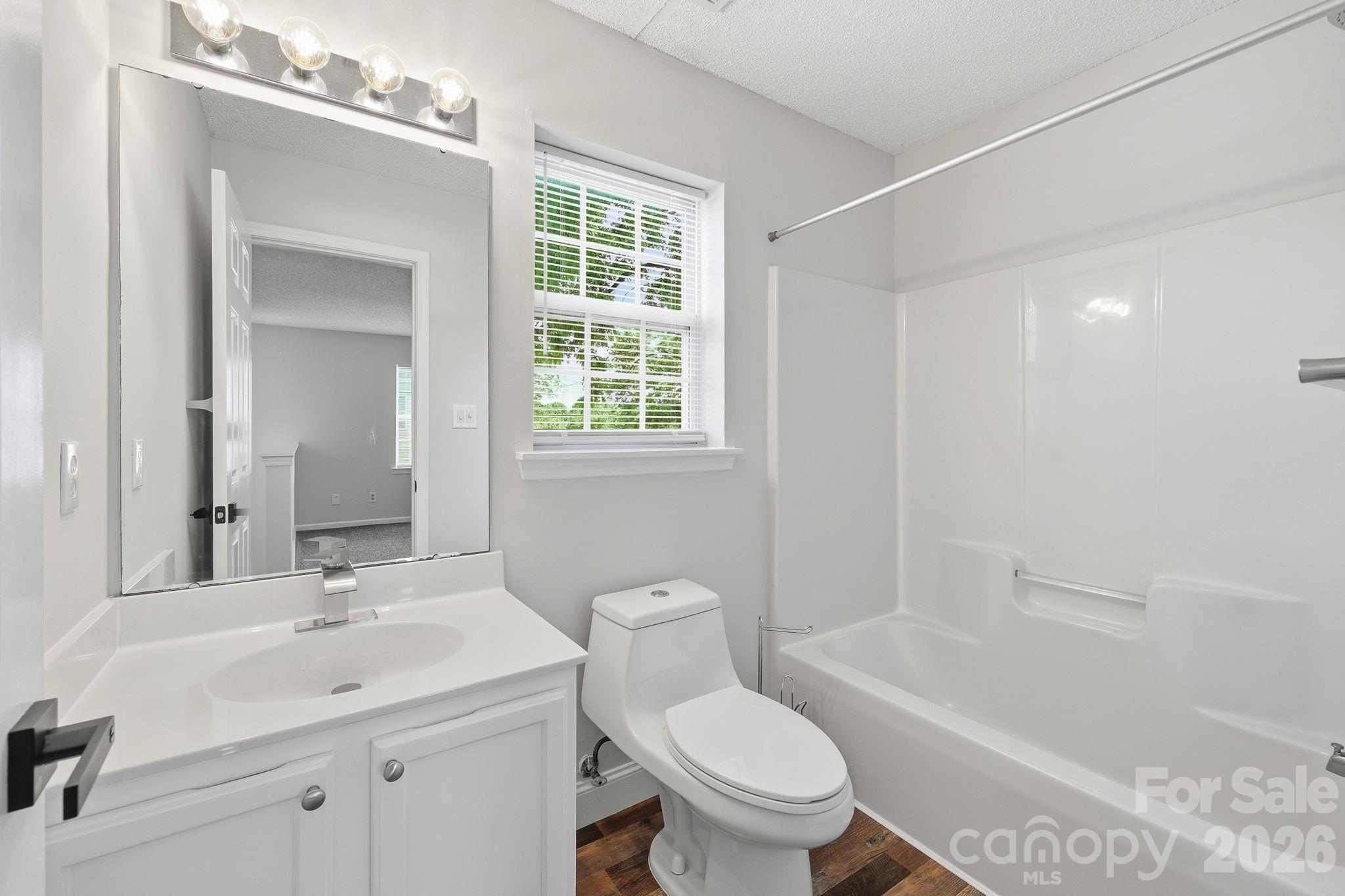 6912 Alanbrook Road Property Photo 14