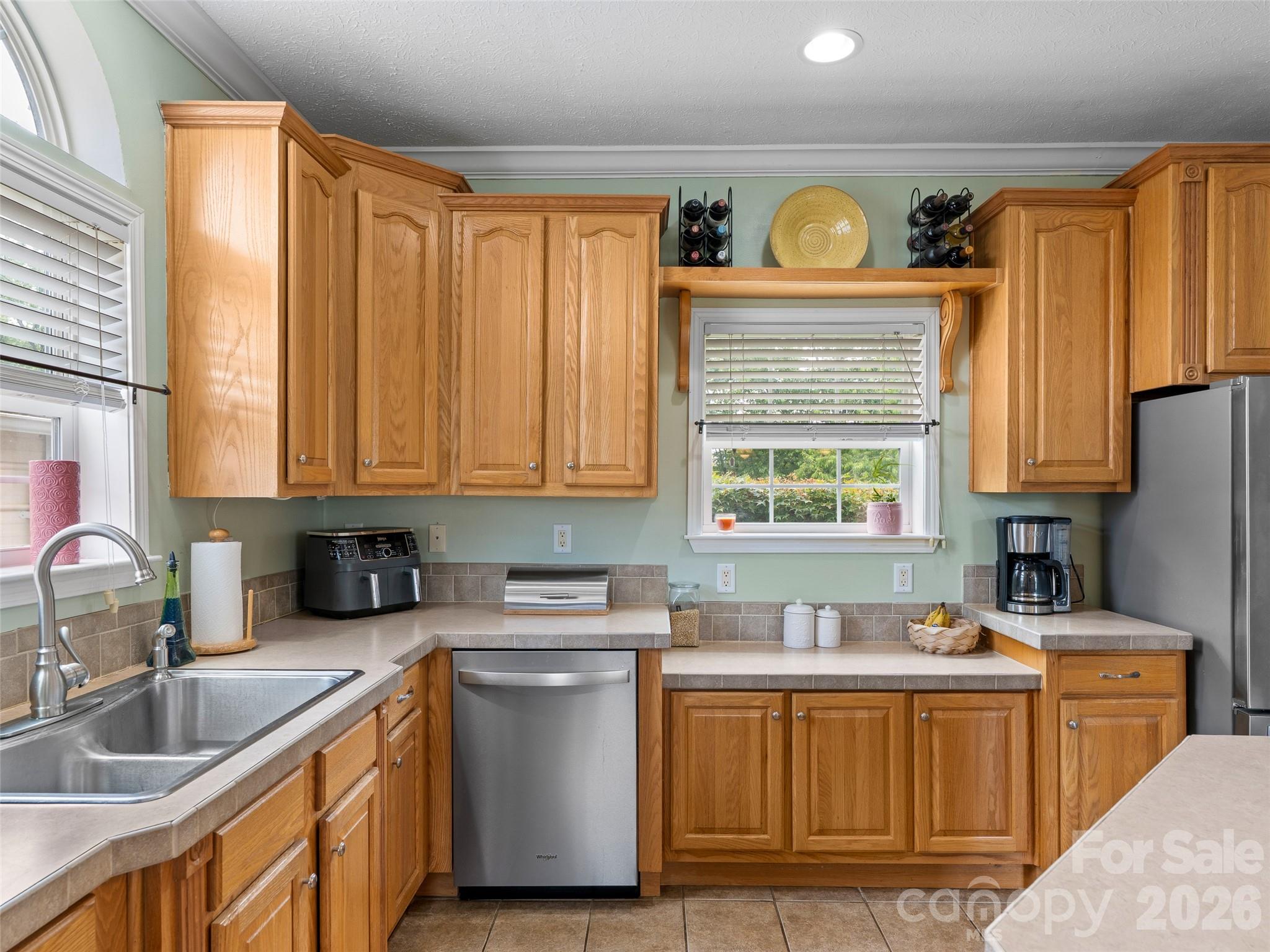 300 Welch Drive Property Photo 15