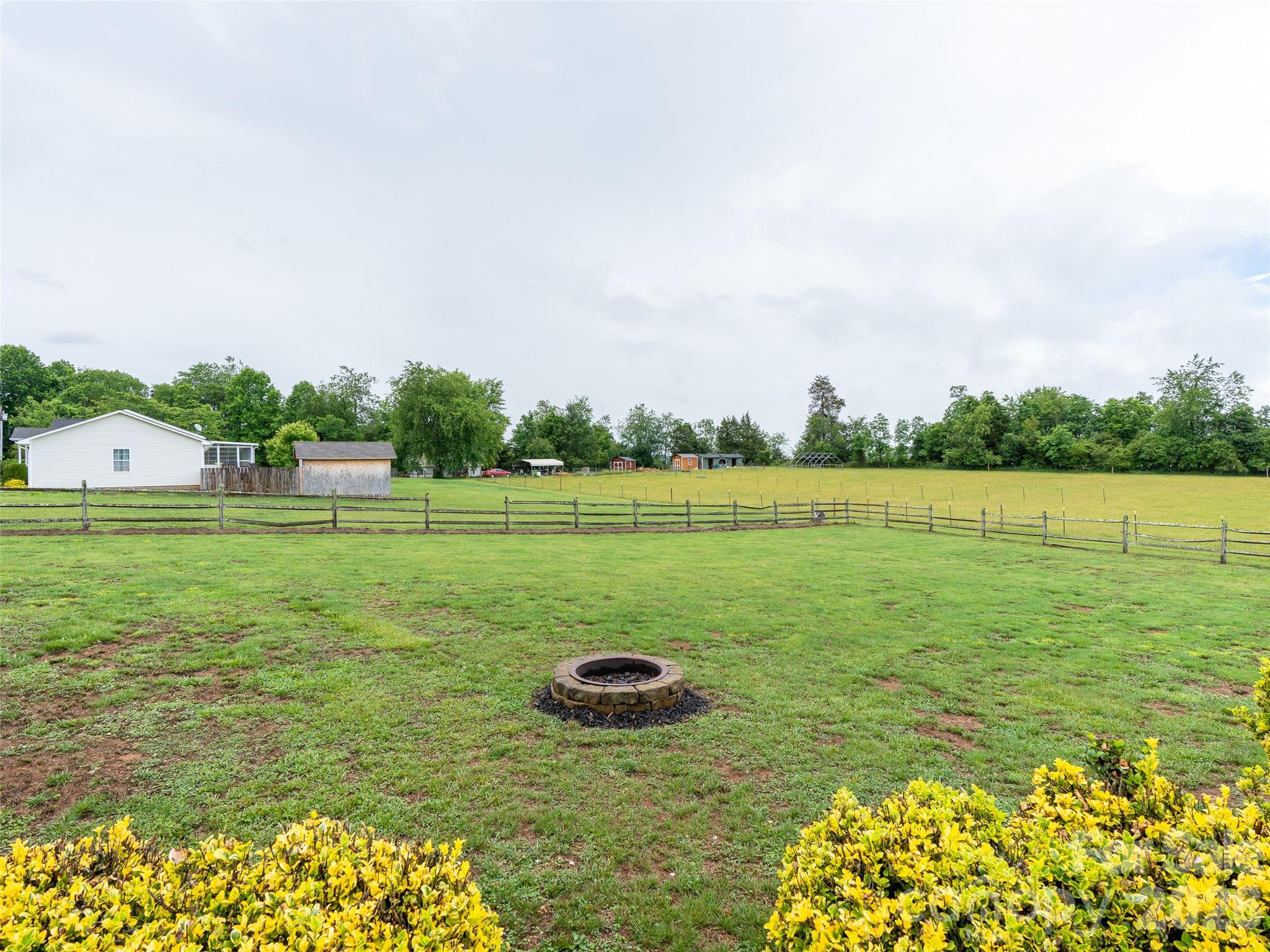 300 Welch Drive Property Photo 38