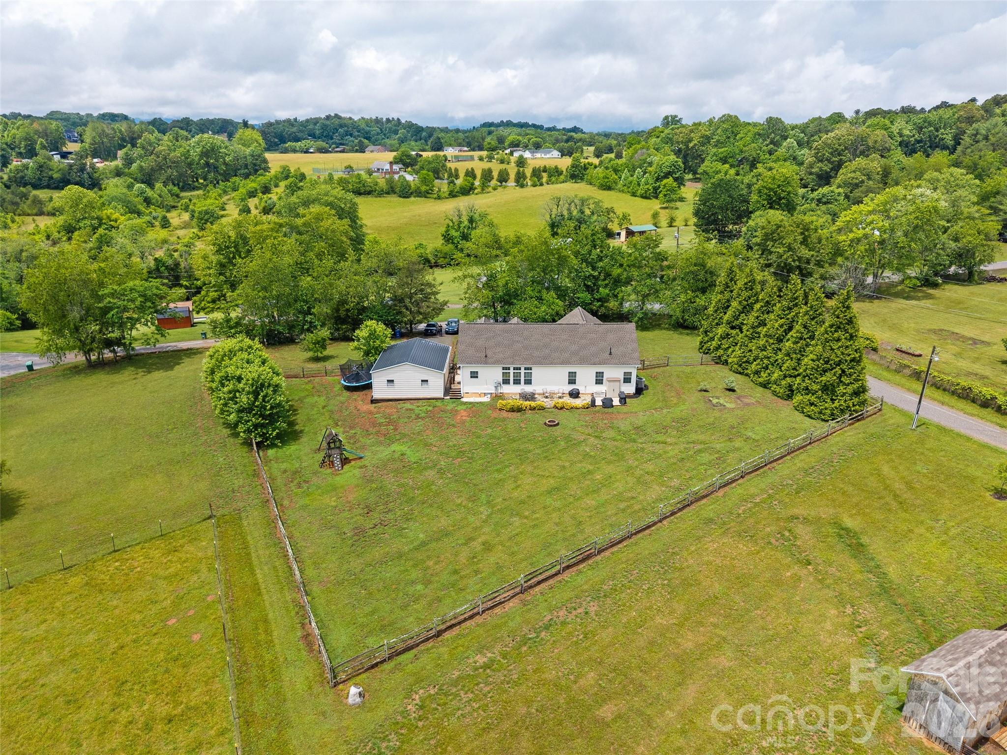 300 Welch Drive Property Photo 47