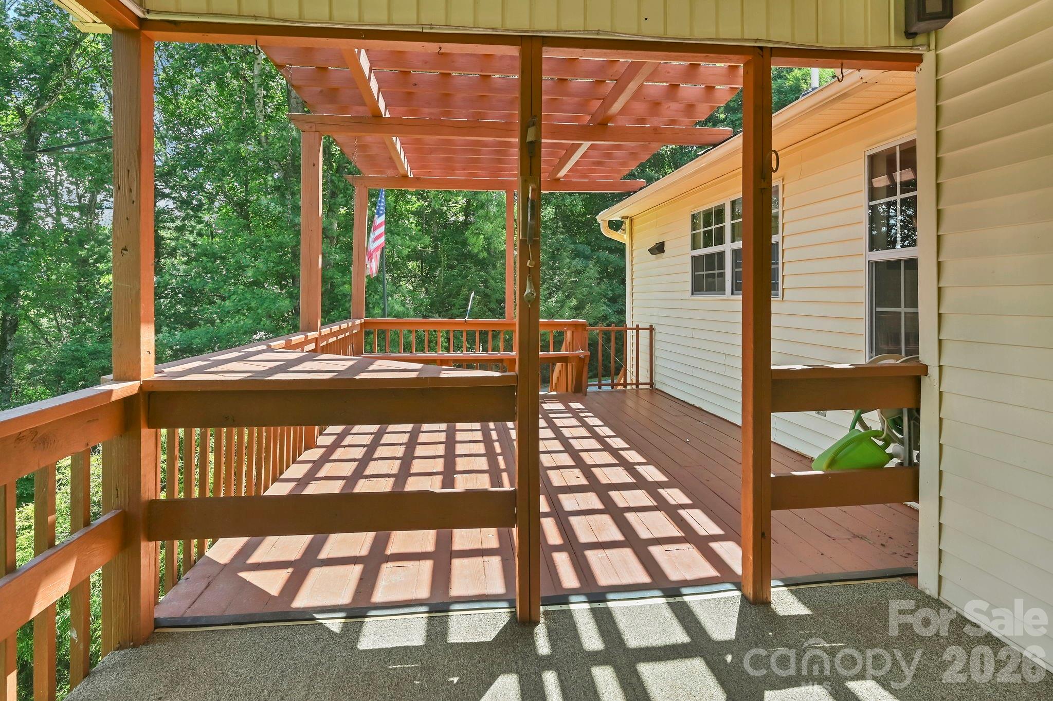 31 Surrey Run Property Photo 22