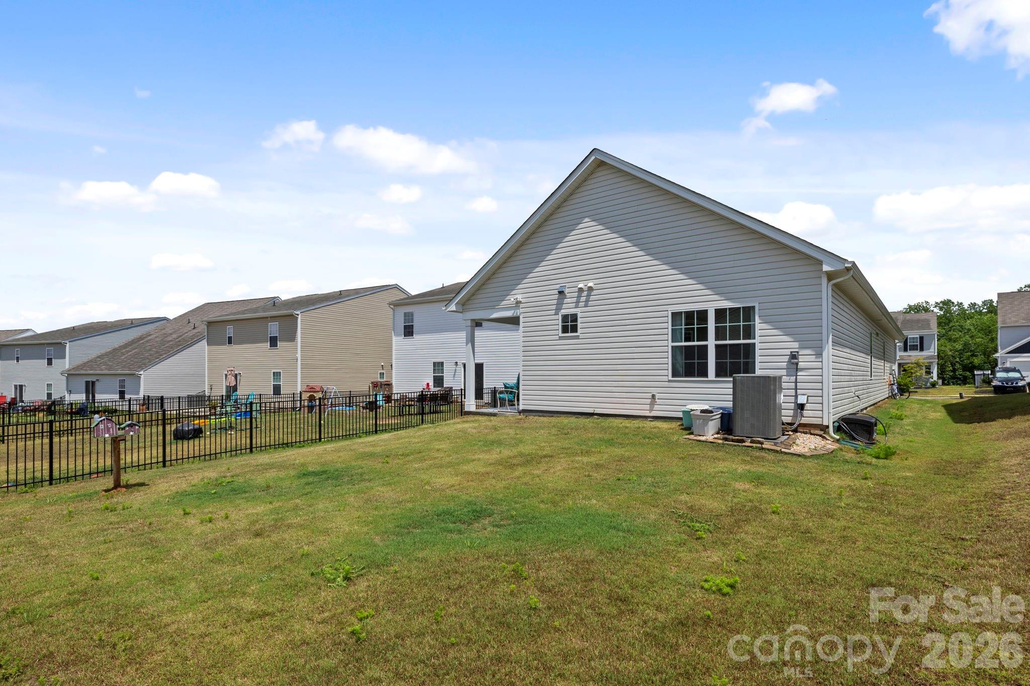 2368 Trollinger Drive Property Photo 27