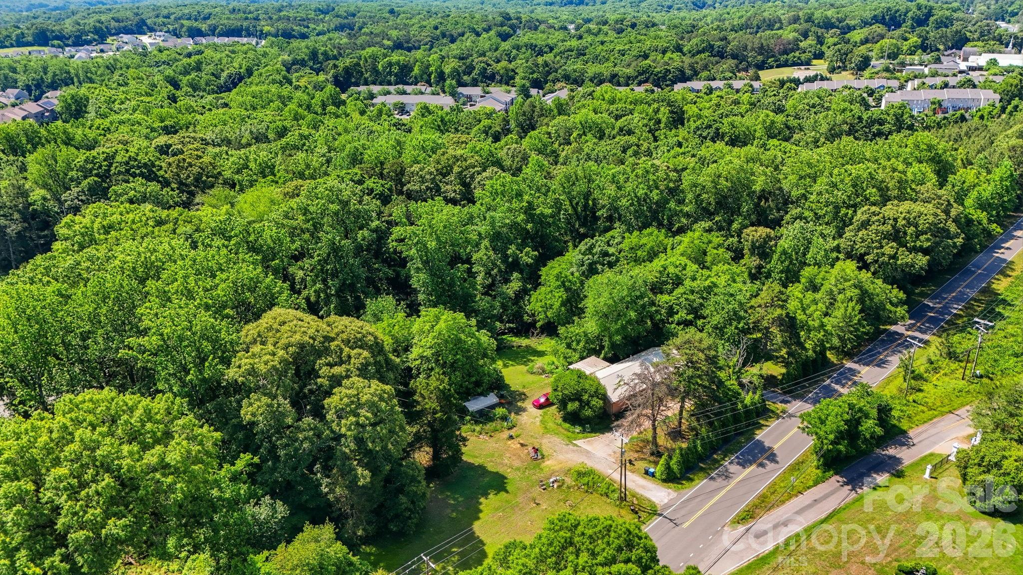 1321 Mecklenburg Highway Property Photo 17
