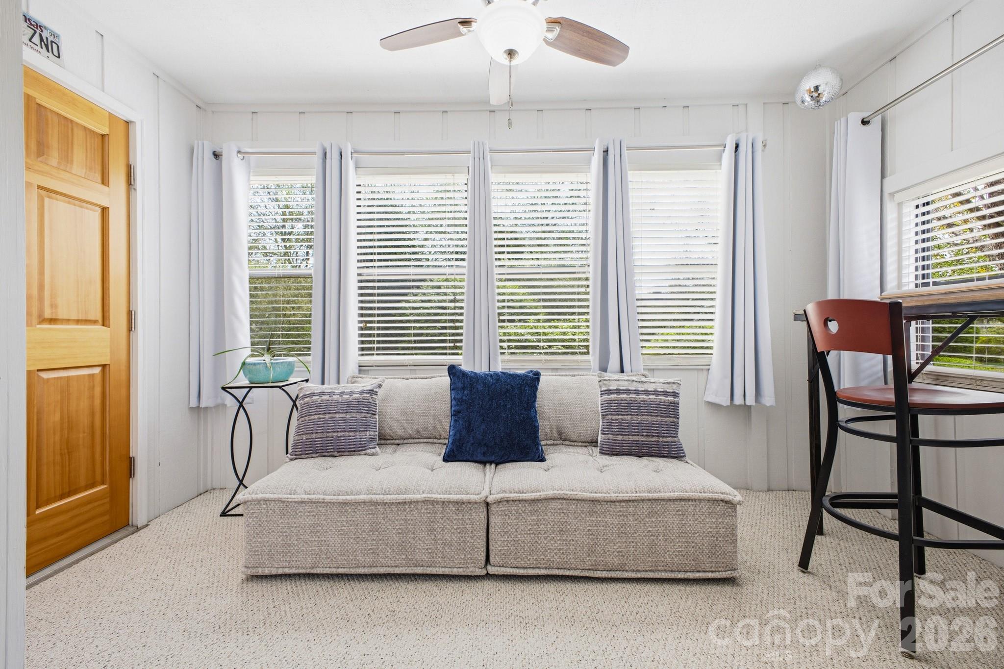 2305 Abbey Circle Property Photo 10