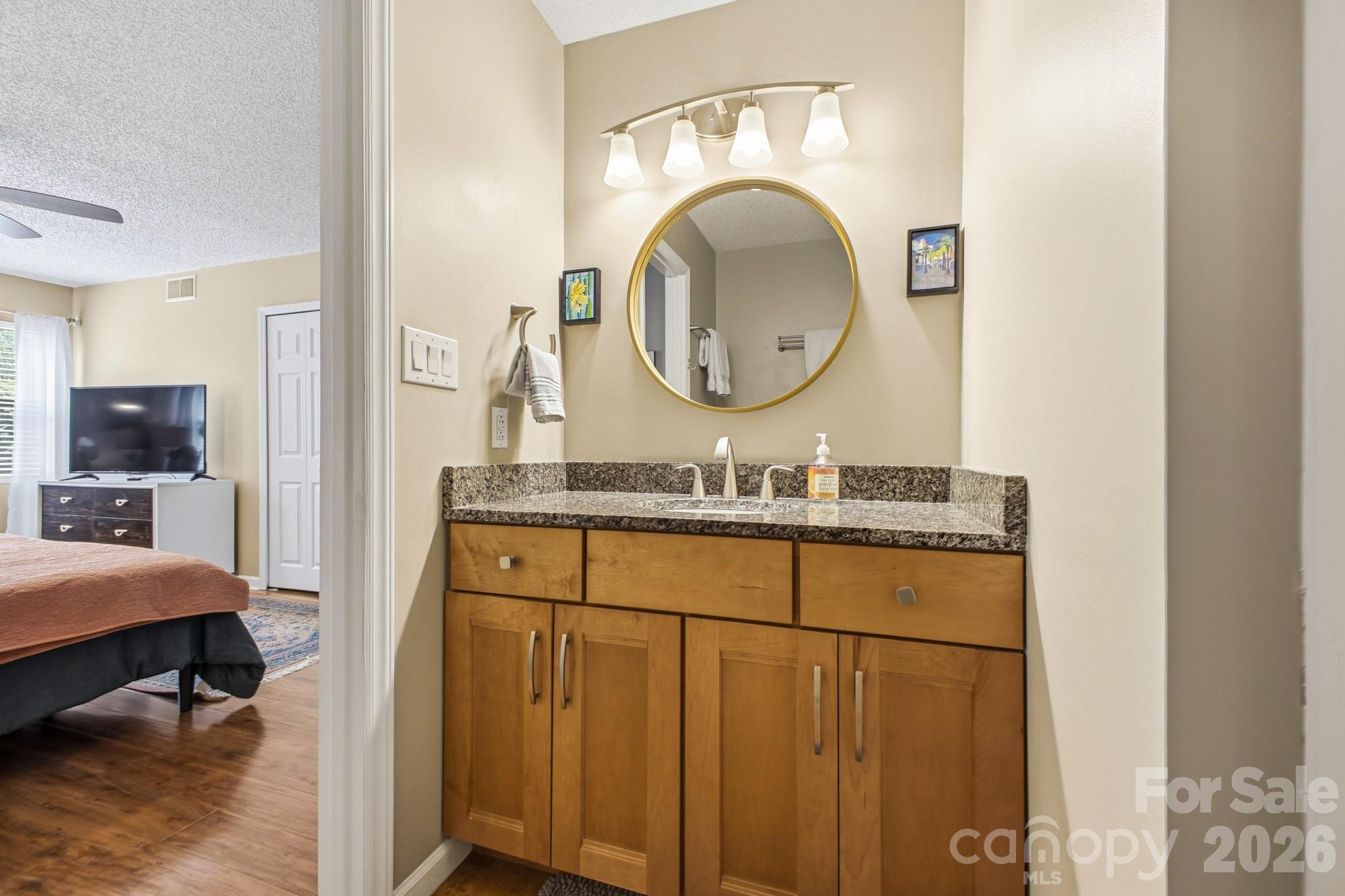 2305 Abbey Circle Property Photo 17