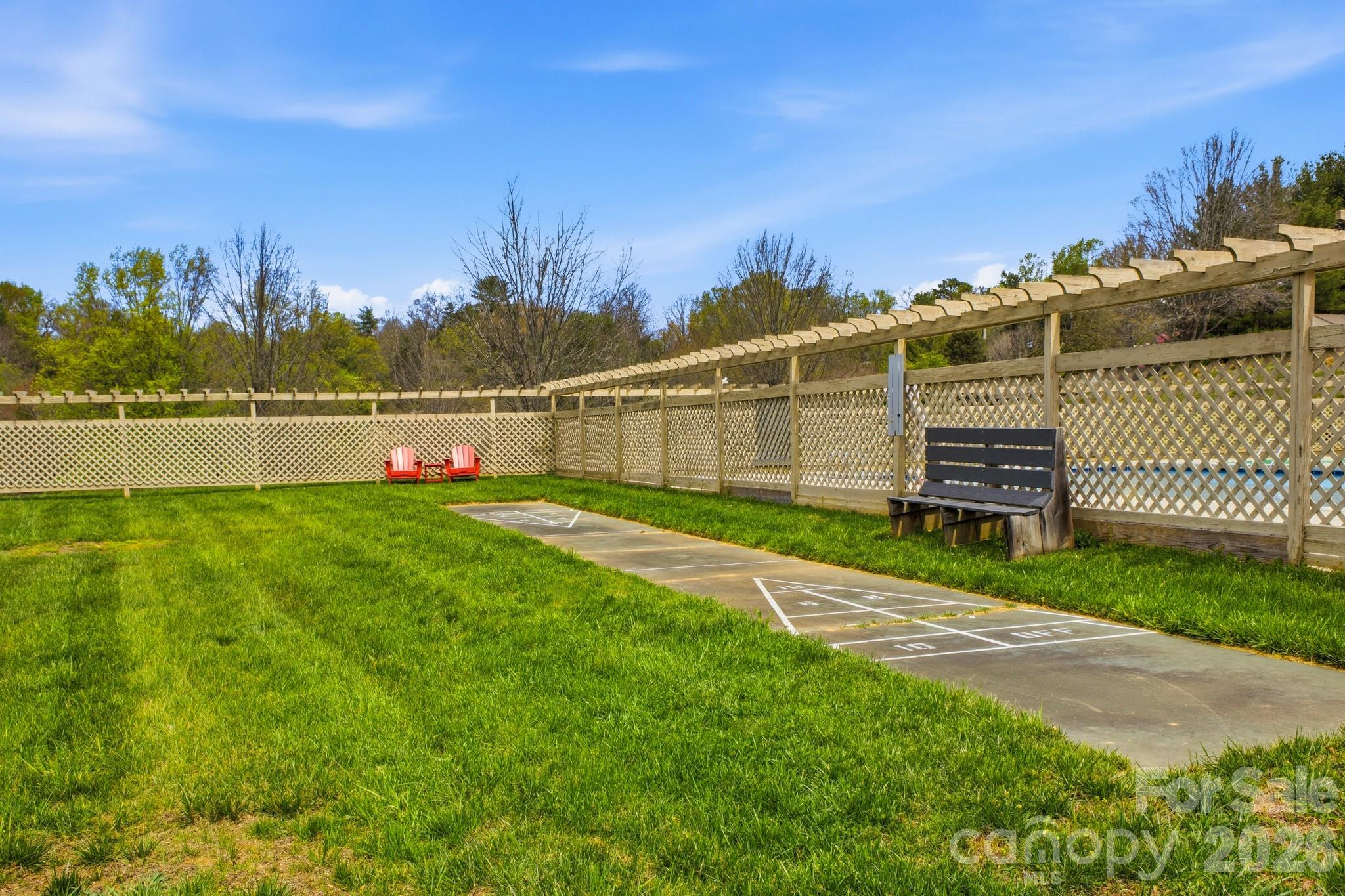 2305 Abbey Circle Property Photo 21