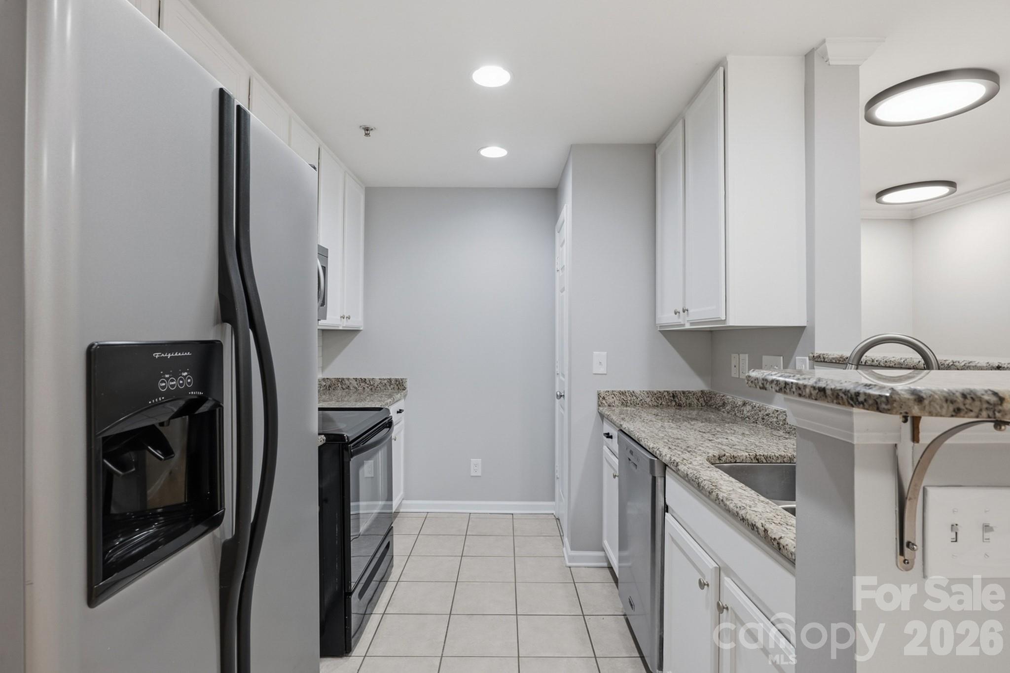 3921 Picasso Court Property Photo 8