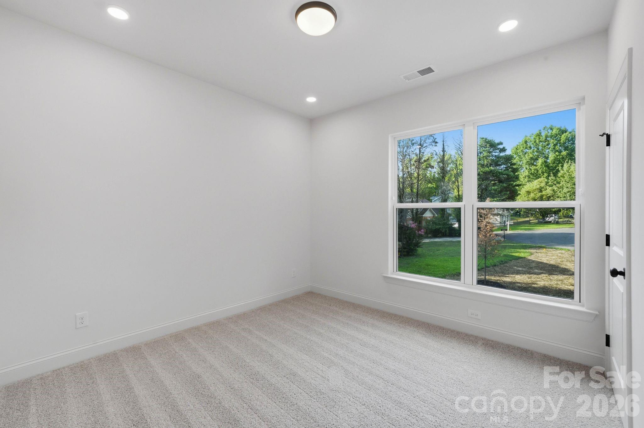 2829 Overlook Trail Property Photo 21