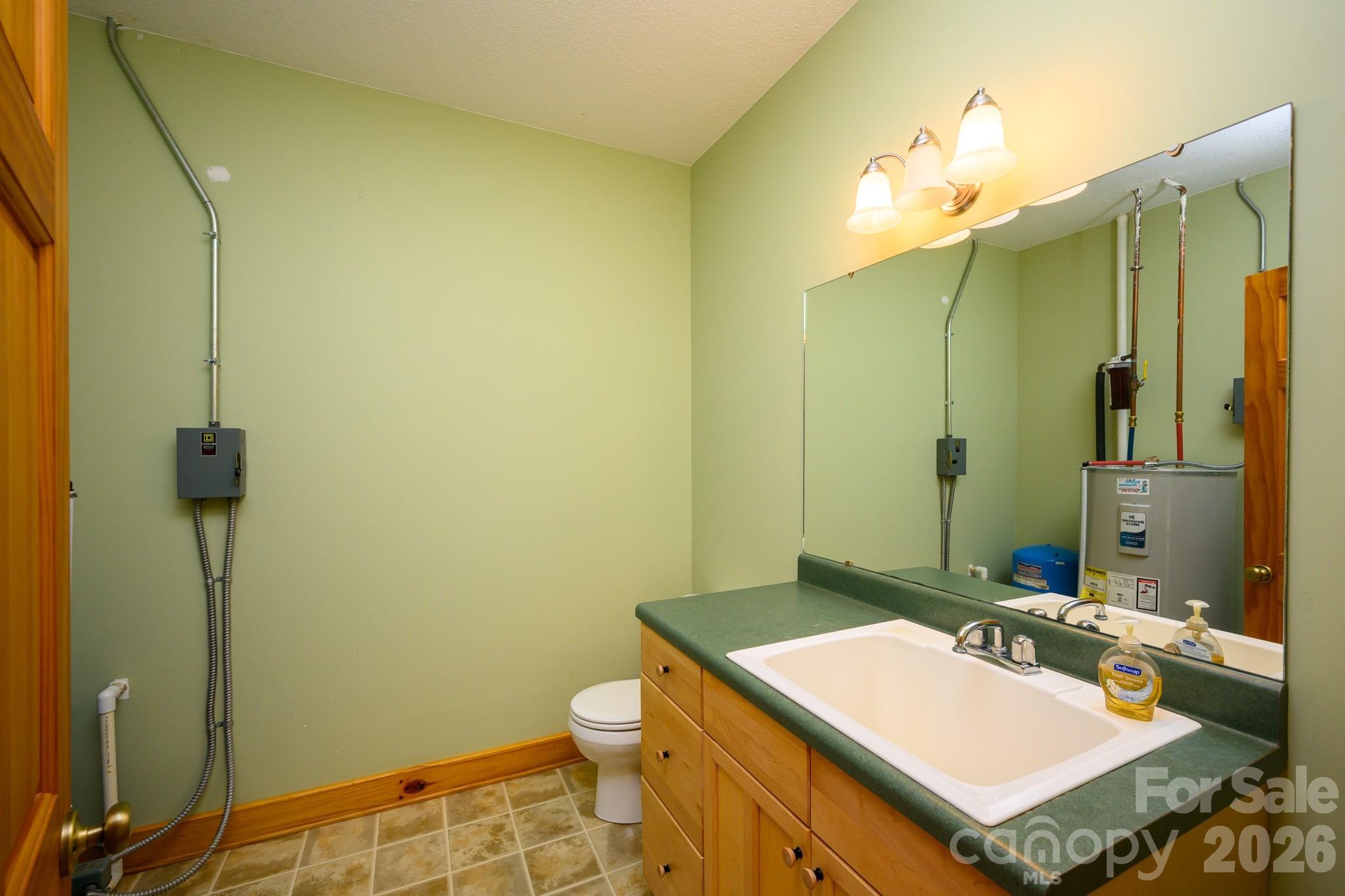 1299 Pine Ridge Road 6 Property Photo 9