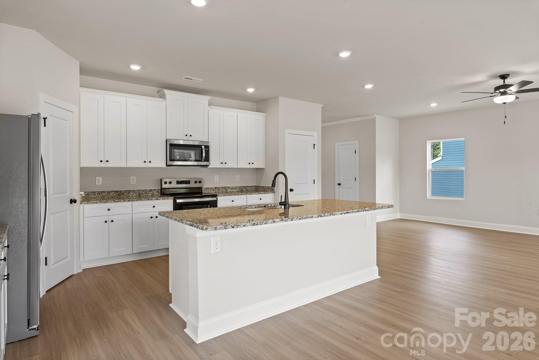 6520 Fairford Drive Property Photo 11