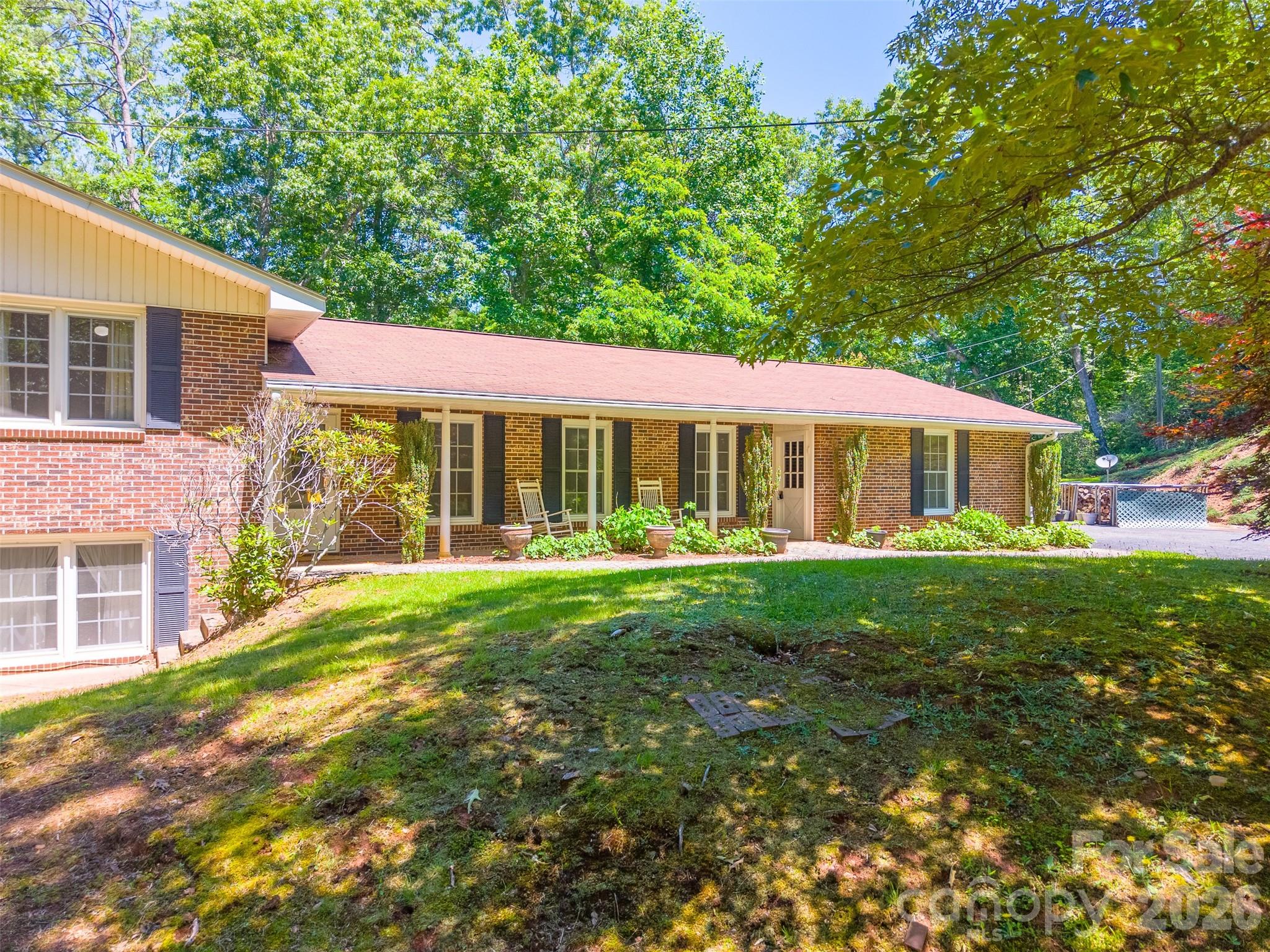 1747 University Heights Road Property Photo 3
