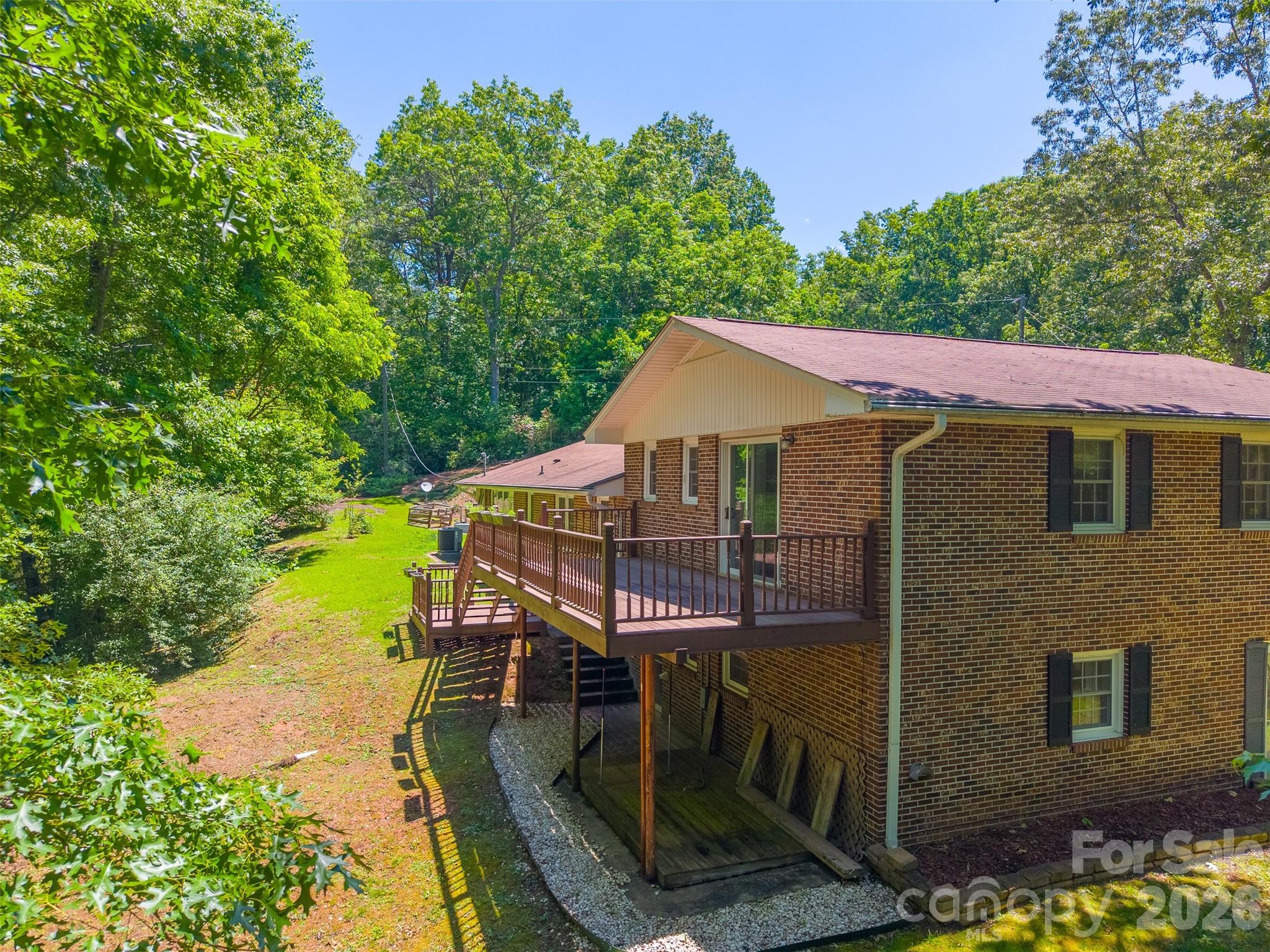 1747 University Heights Road Property Photo 38