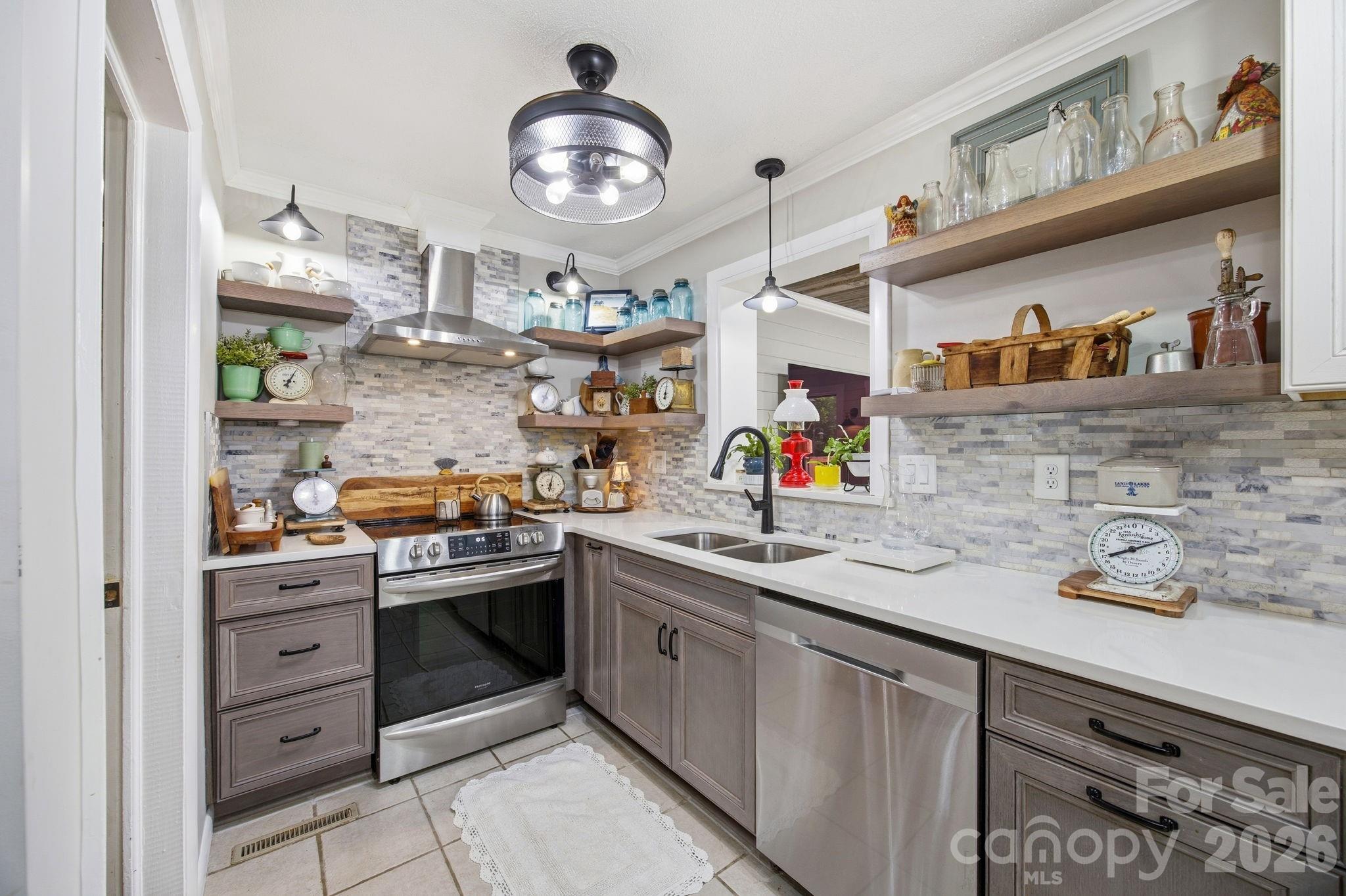 805 Pine Hill Drive Property Photo 17
