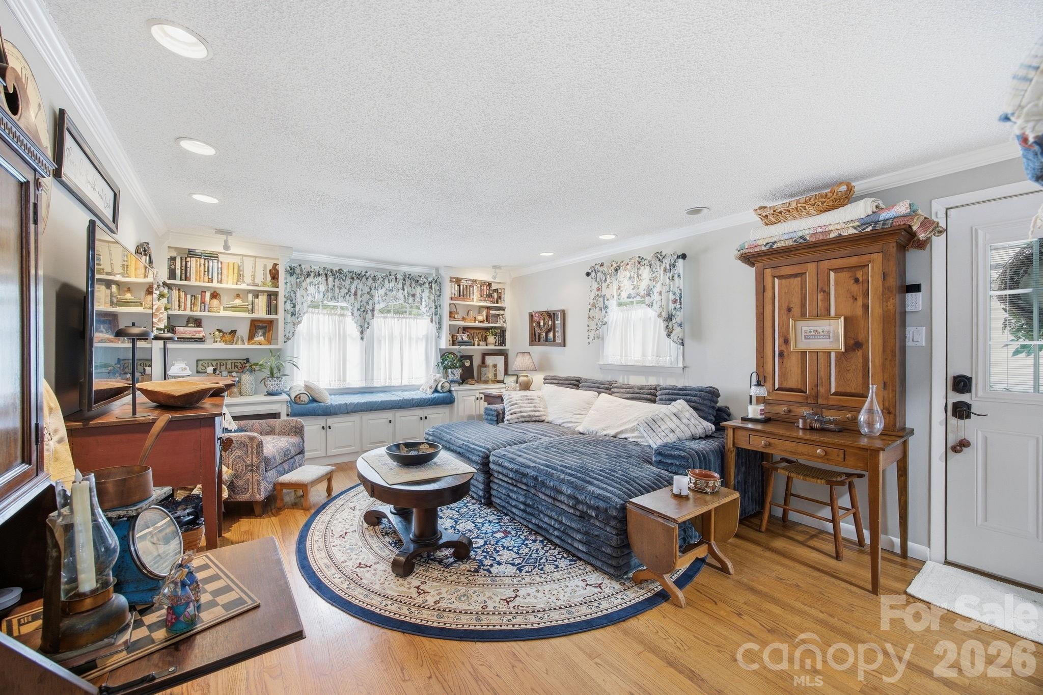 805 Pine Hill Drive Property Photo 25