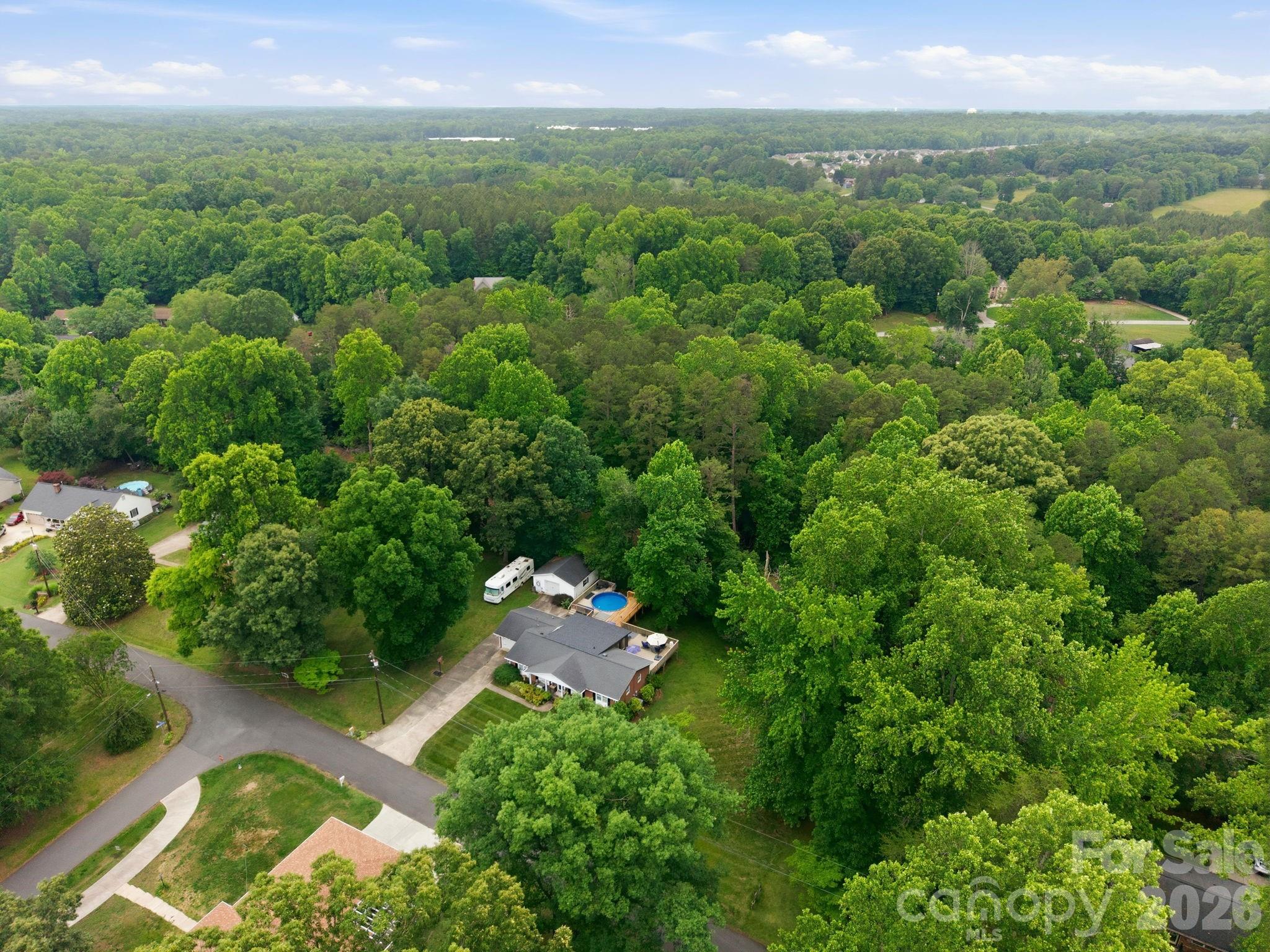 805 Pine Hill Drive Property Photo 46