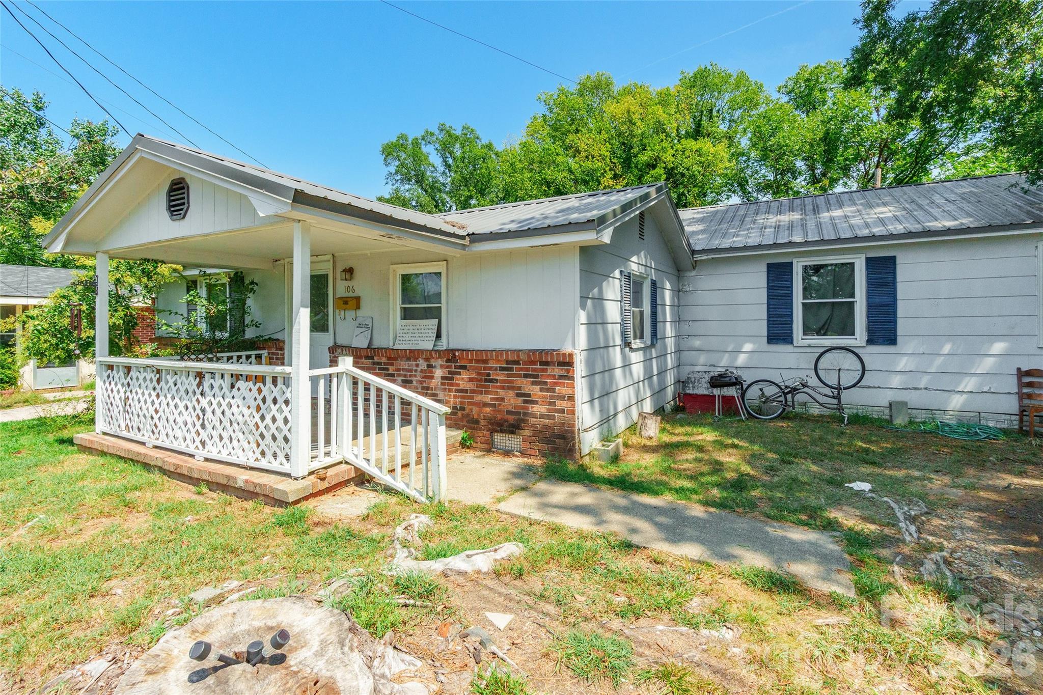 106 Deaver Street Property Photo 3