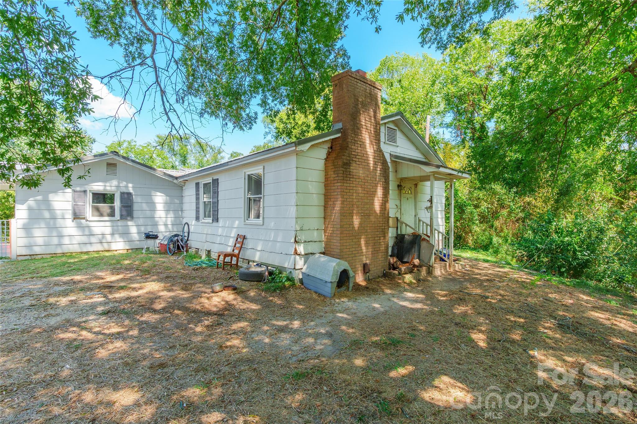106 Deaver Street Property Photo 4