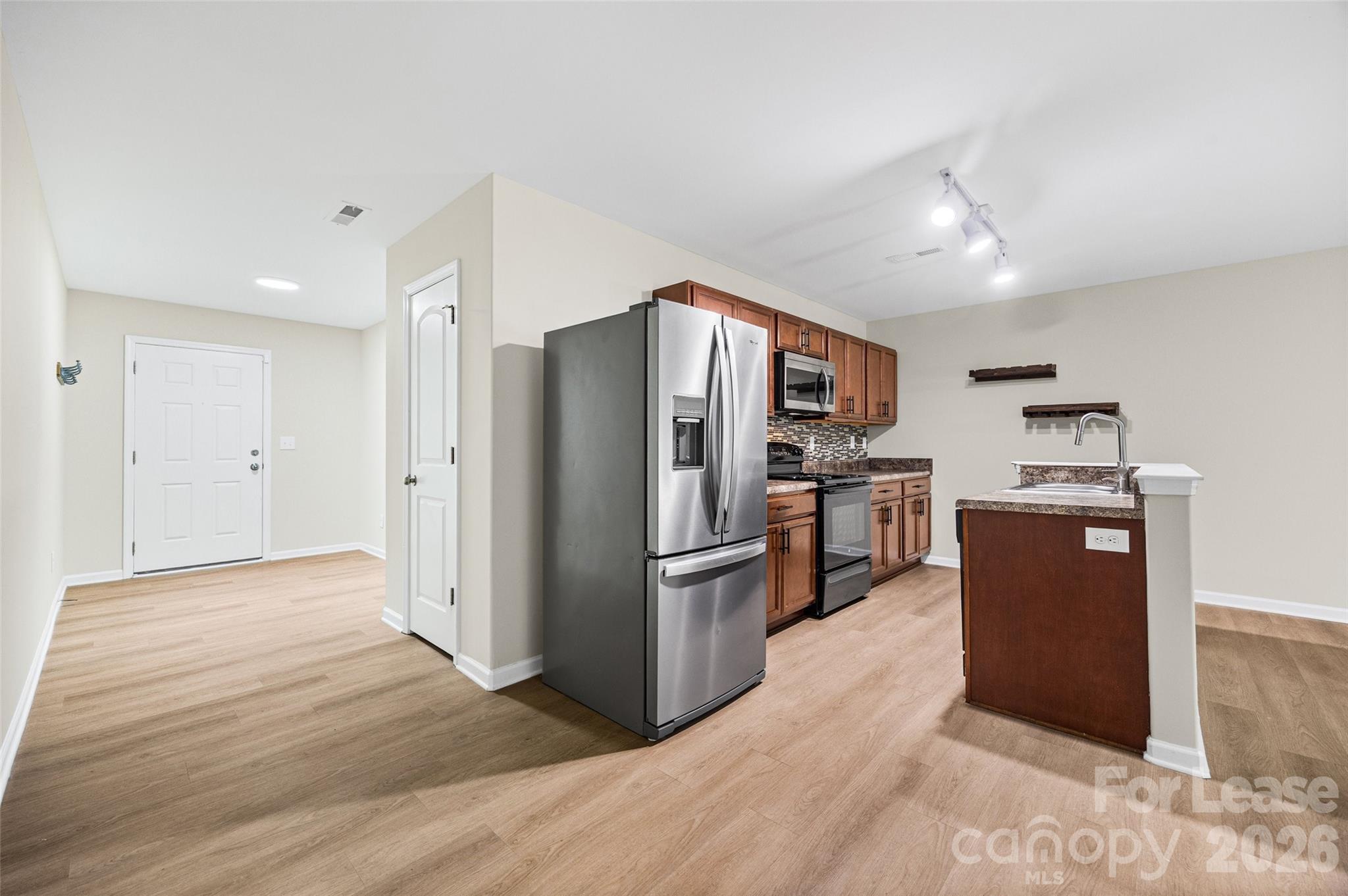 9612 Brackenview Court Property Photo 13